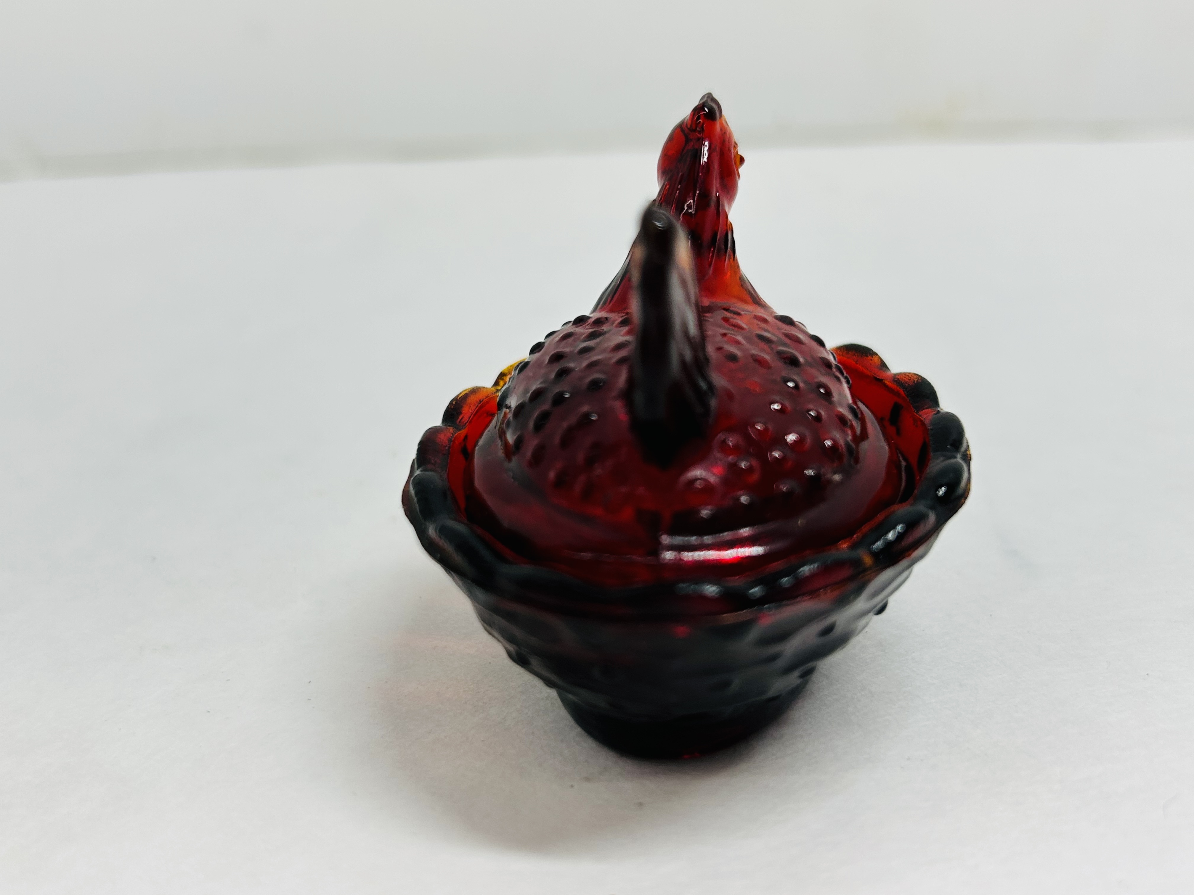ROSES CLOSET AMBERINA MINIATURE HEN ON NEST