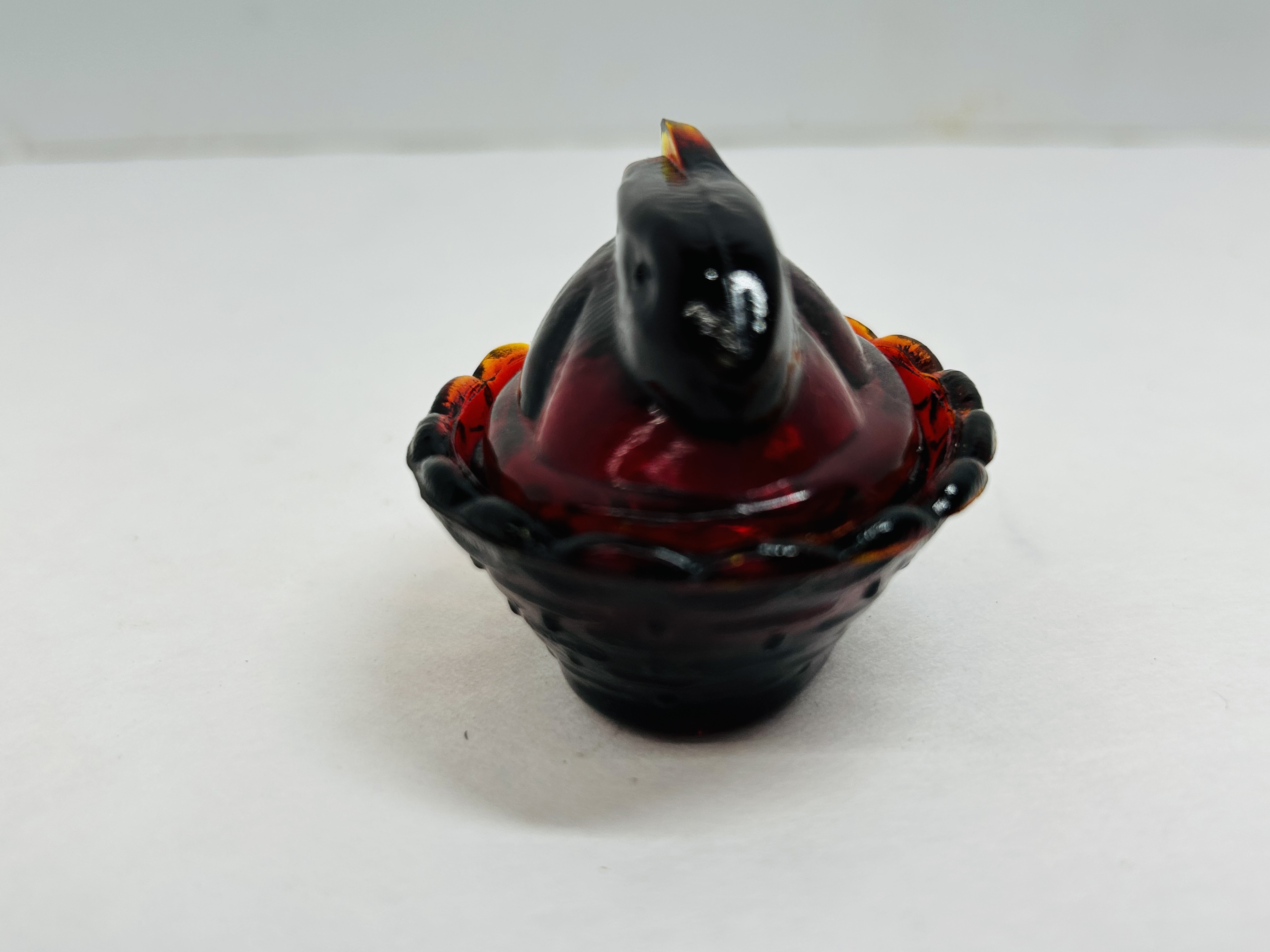 ROSES CLOSET AMBERINA GLASS RABBIT