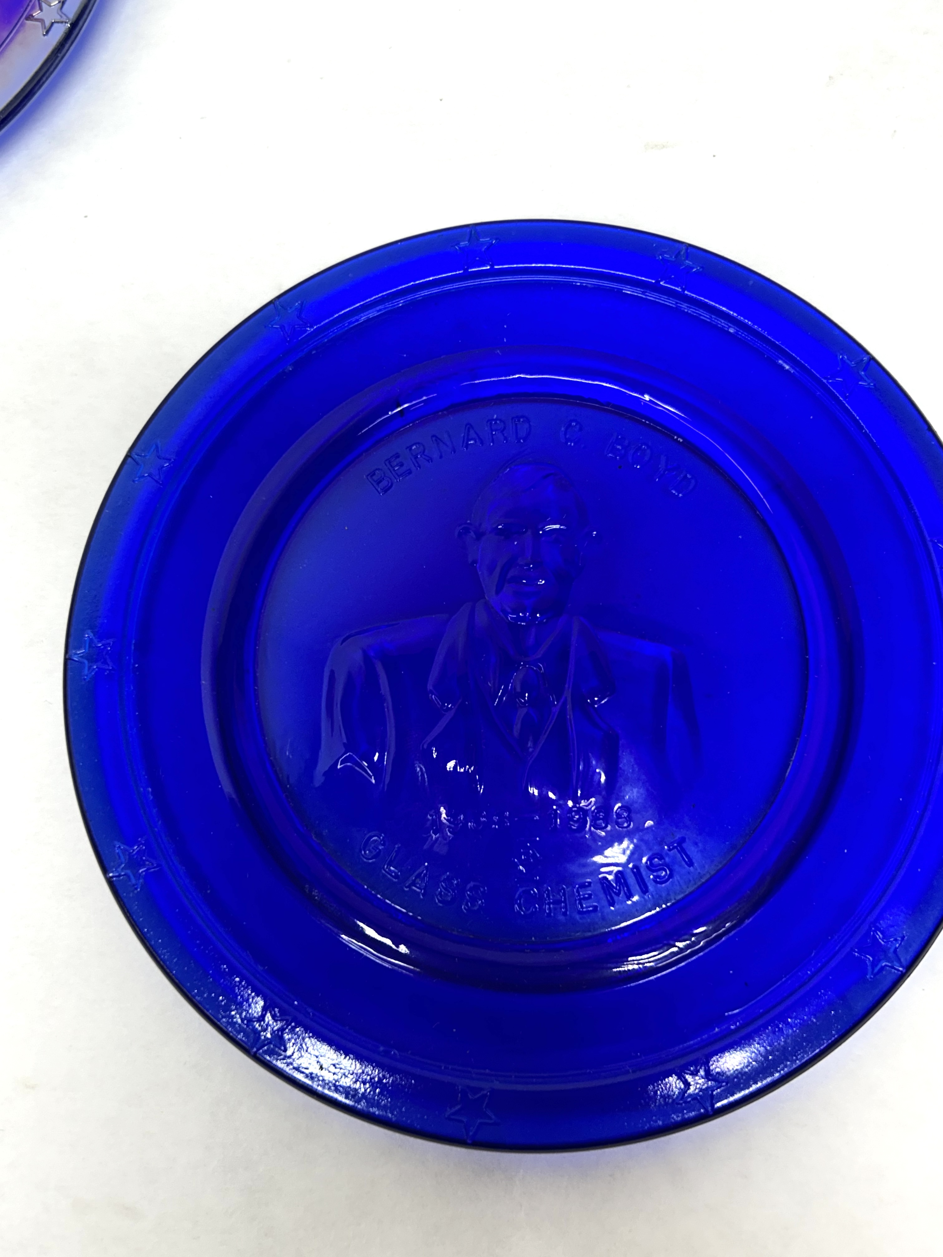 BOYD ART GLASS COBALT PLATES 1988