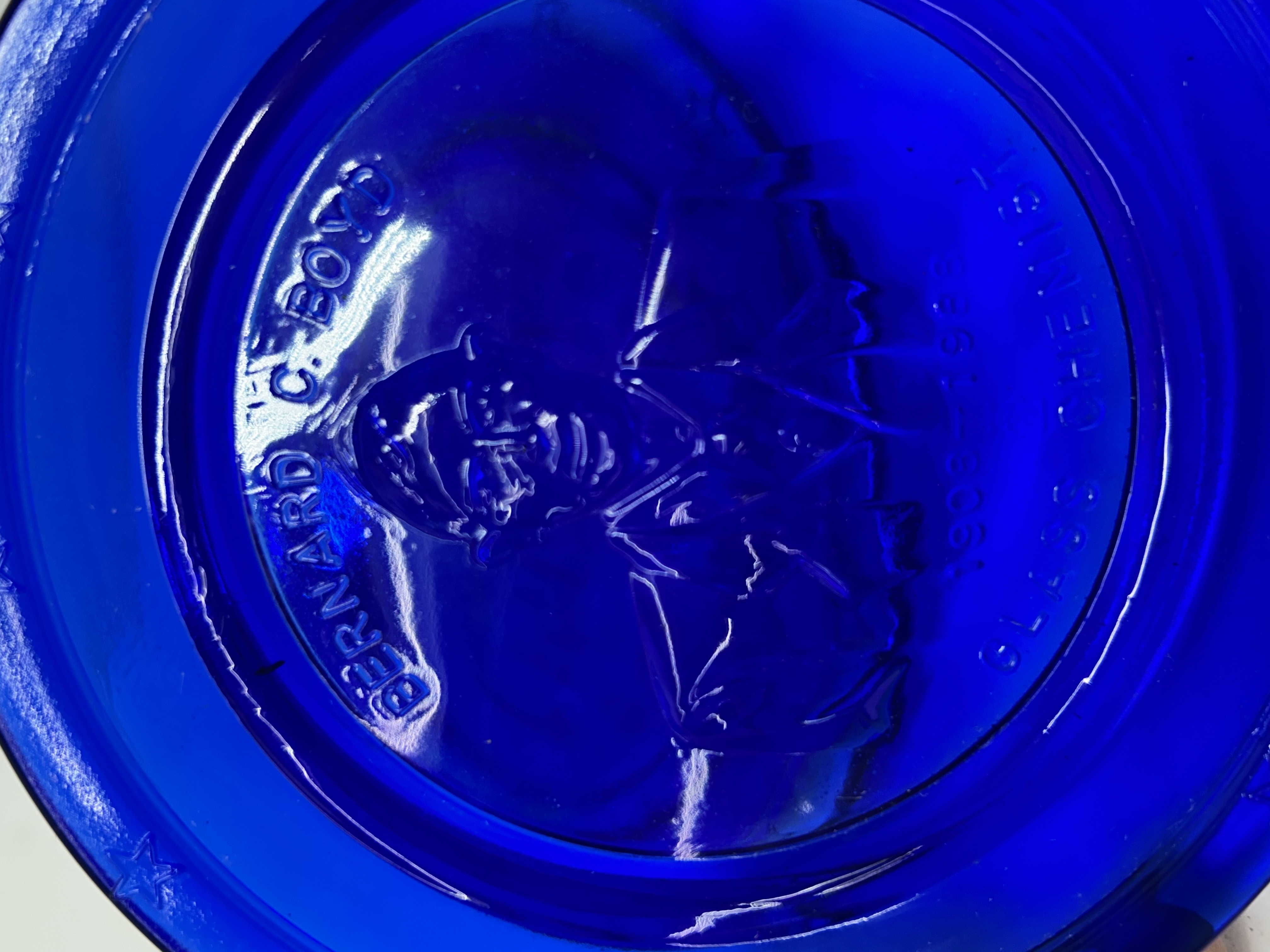 BOYD ART GLASS COBALT PLATES 1988