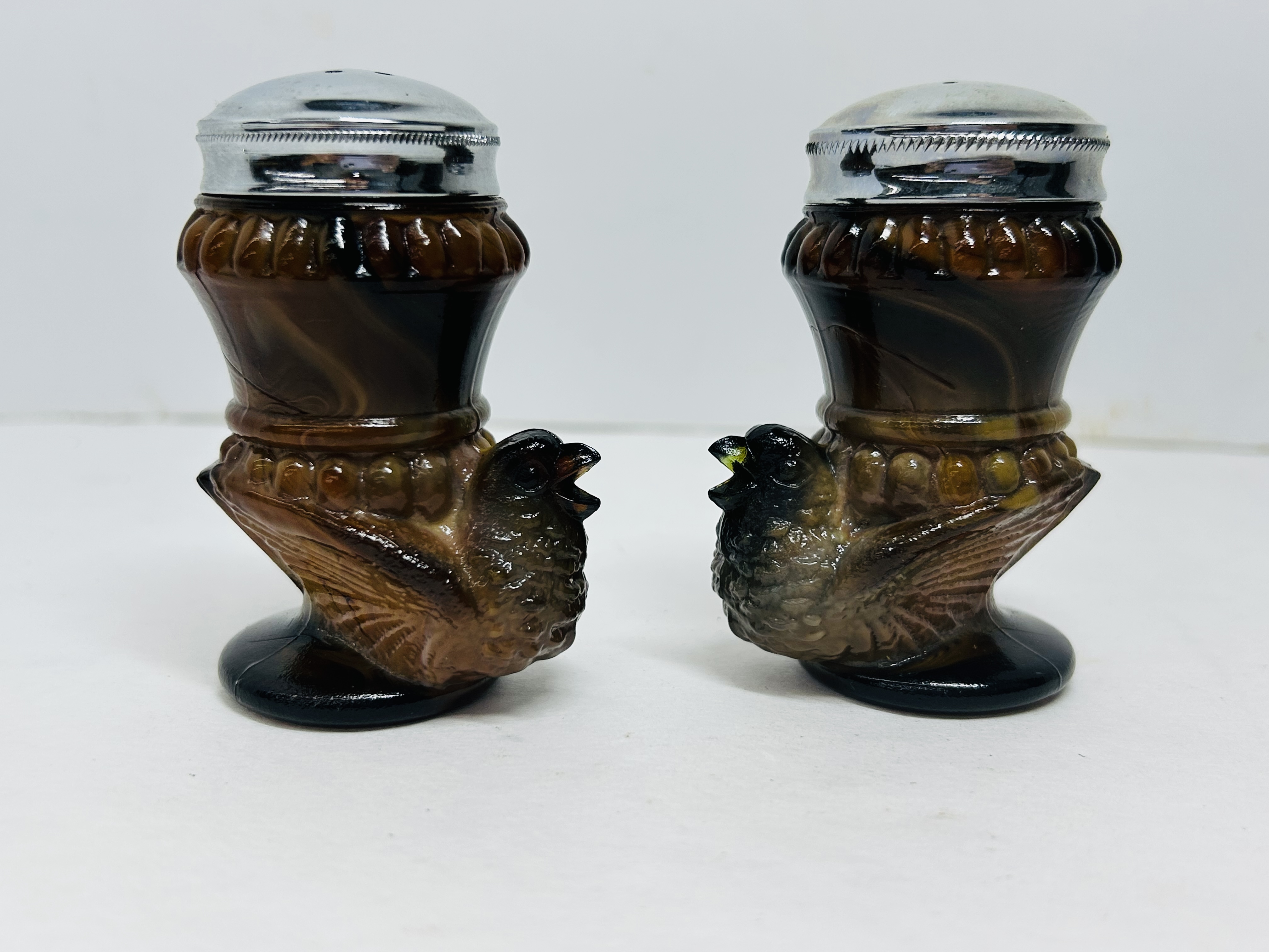 BOYD GLASS SLAG BIRD SHAKERS