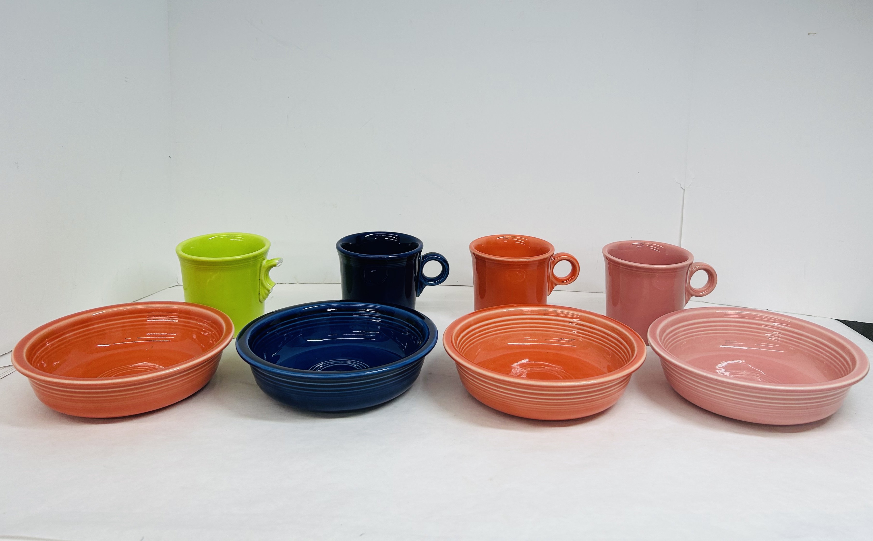 HOMER LAUGHLIN CERAMIC FIESTA SERVICE, MODERN