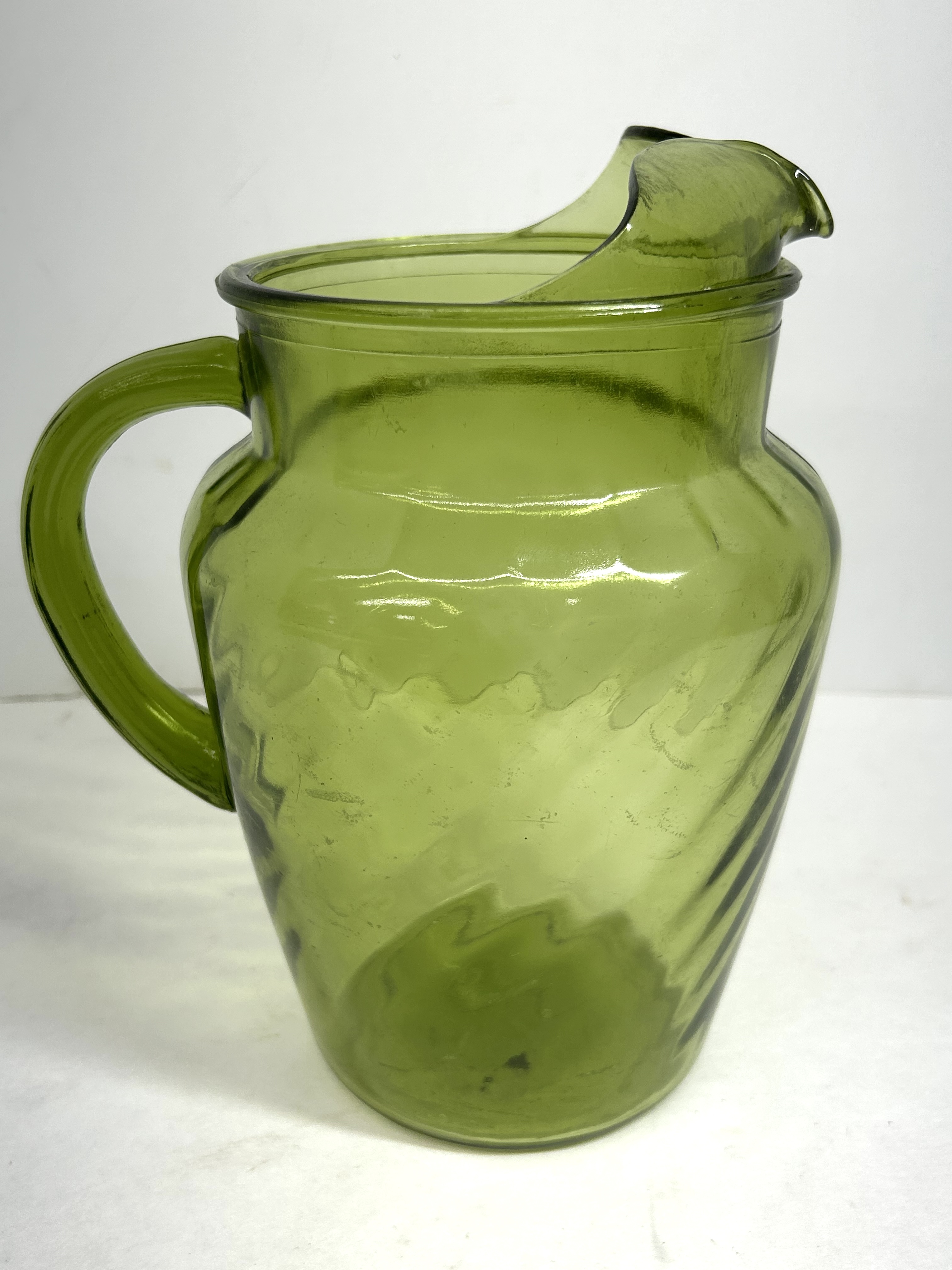 ANCHOR HOCKING GREEN GLASS PITCHER, CIRCA 1960S