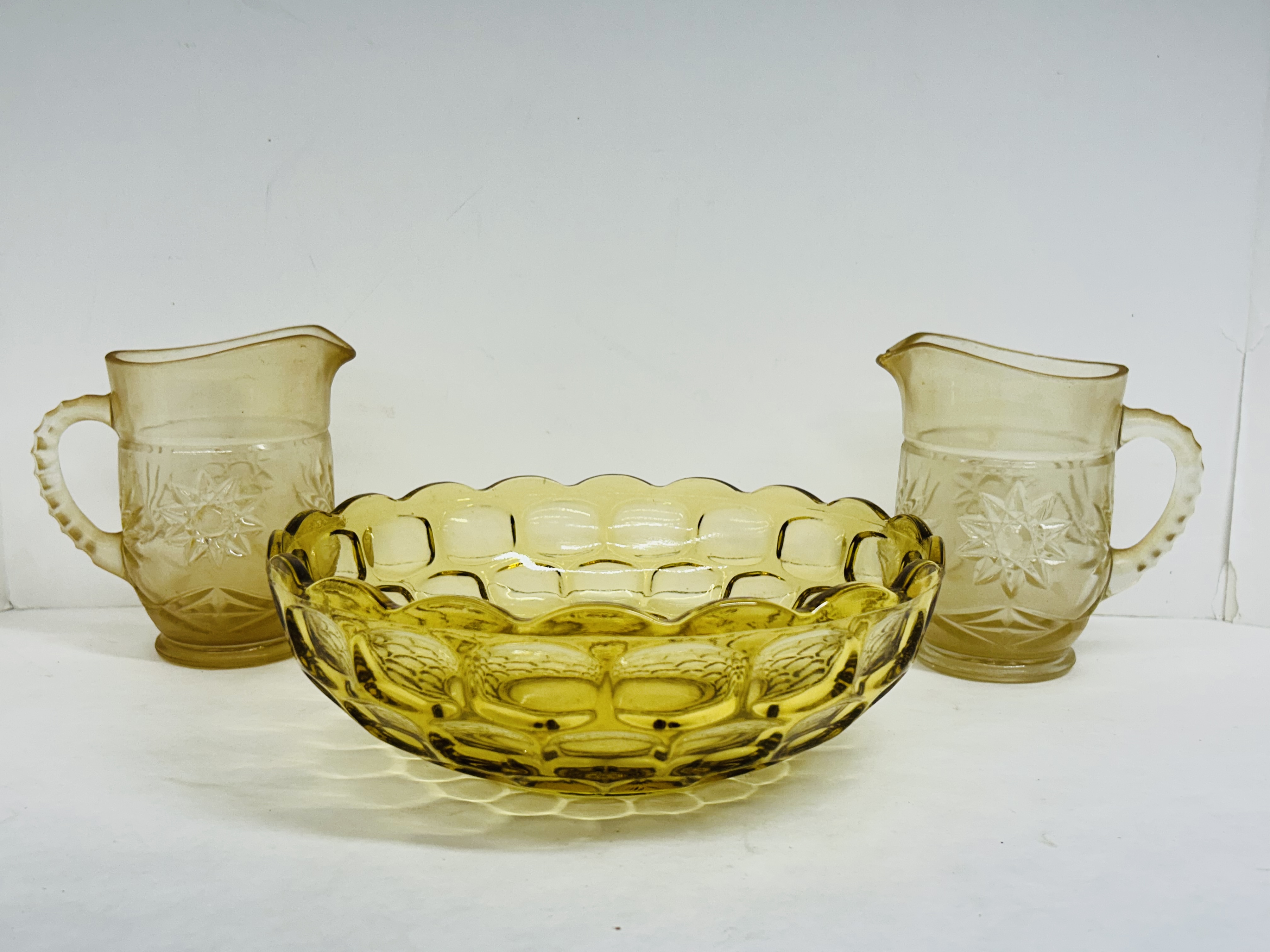 INDIANA GLASS AMBER GLASS TRIO, CIRCA 1970
