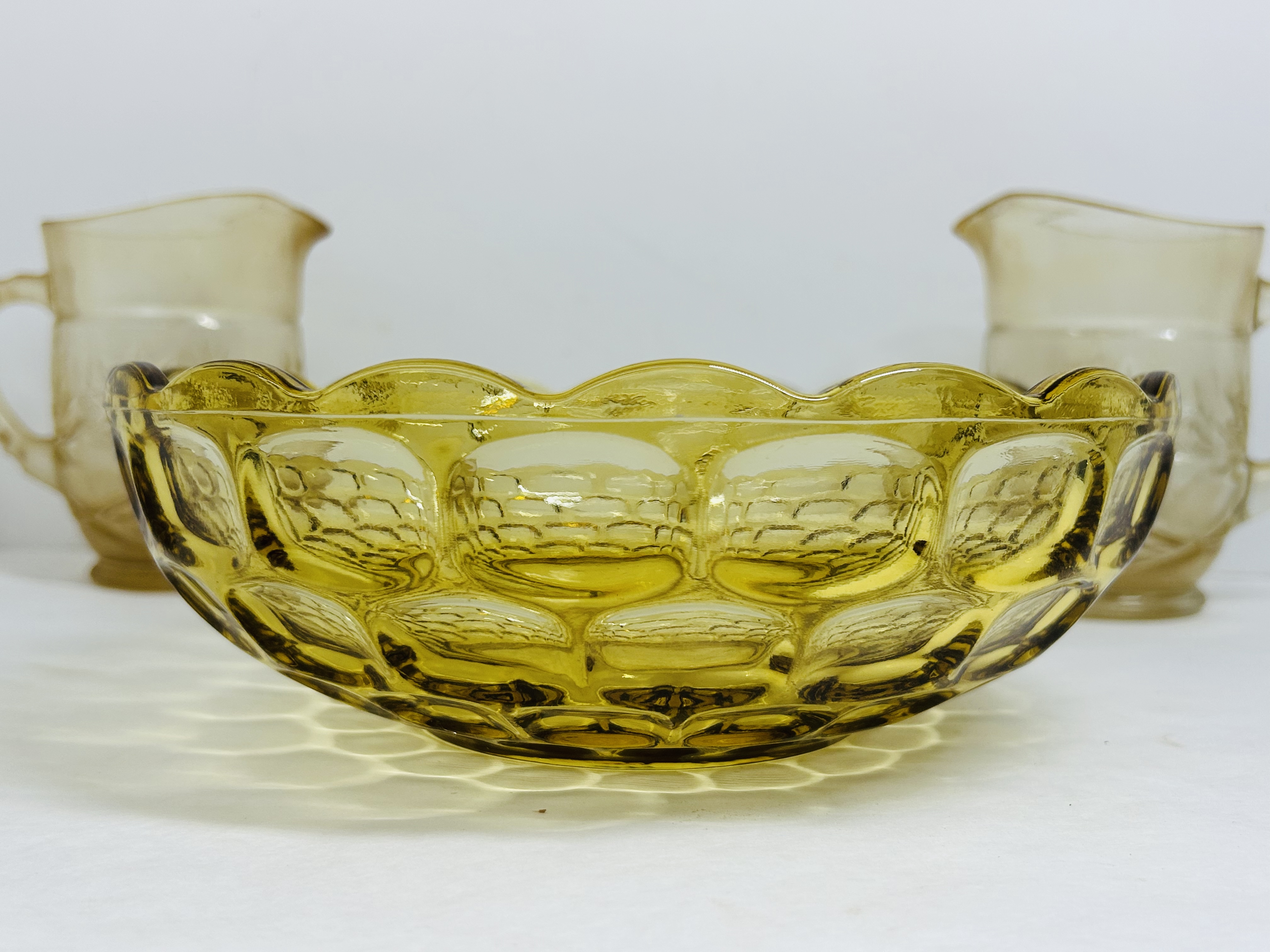 INDIANA GLASS AMBER GLASS TRIO, CIRCA 1970