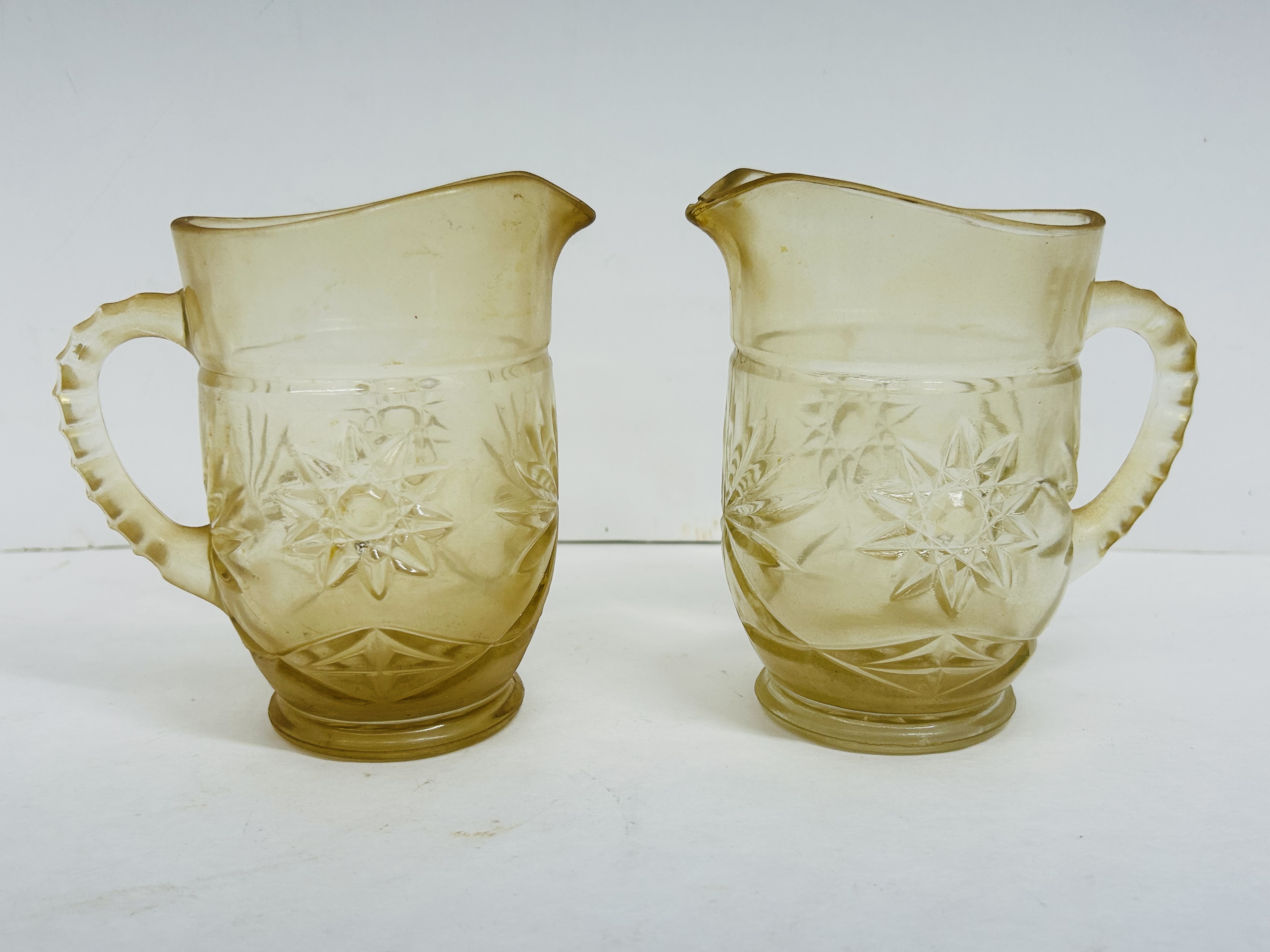 INDIANA GLASS AMBER GLASS TRIO, CIRCA 1970