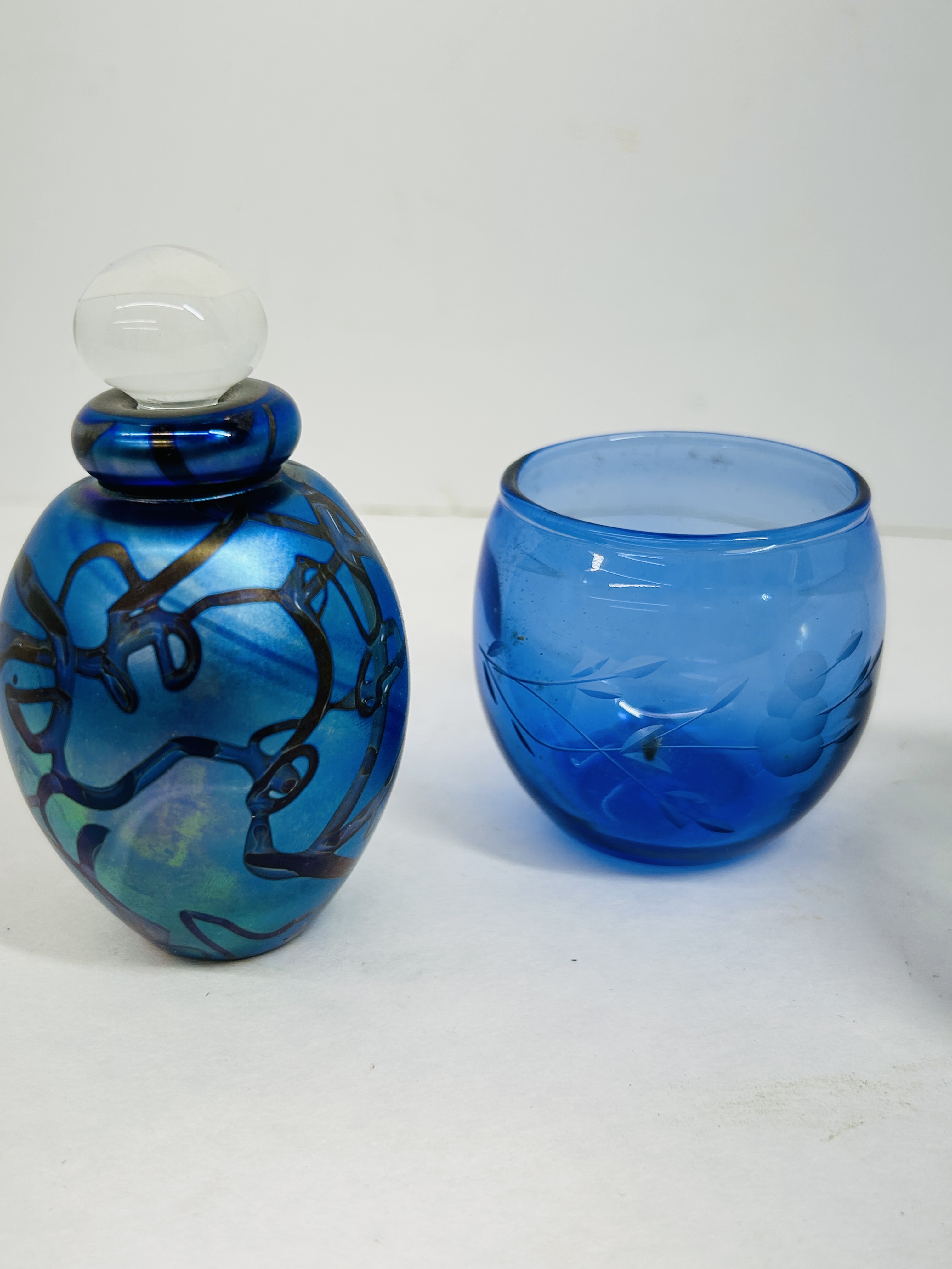 ASSORTED BLUE ART GLASS PERFUME BOTTLES, 20TH CENTURY