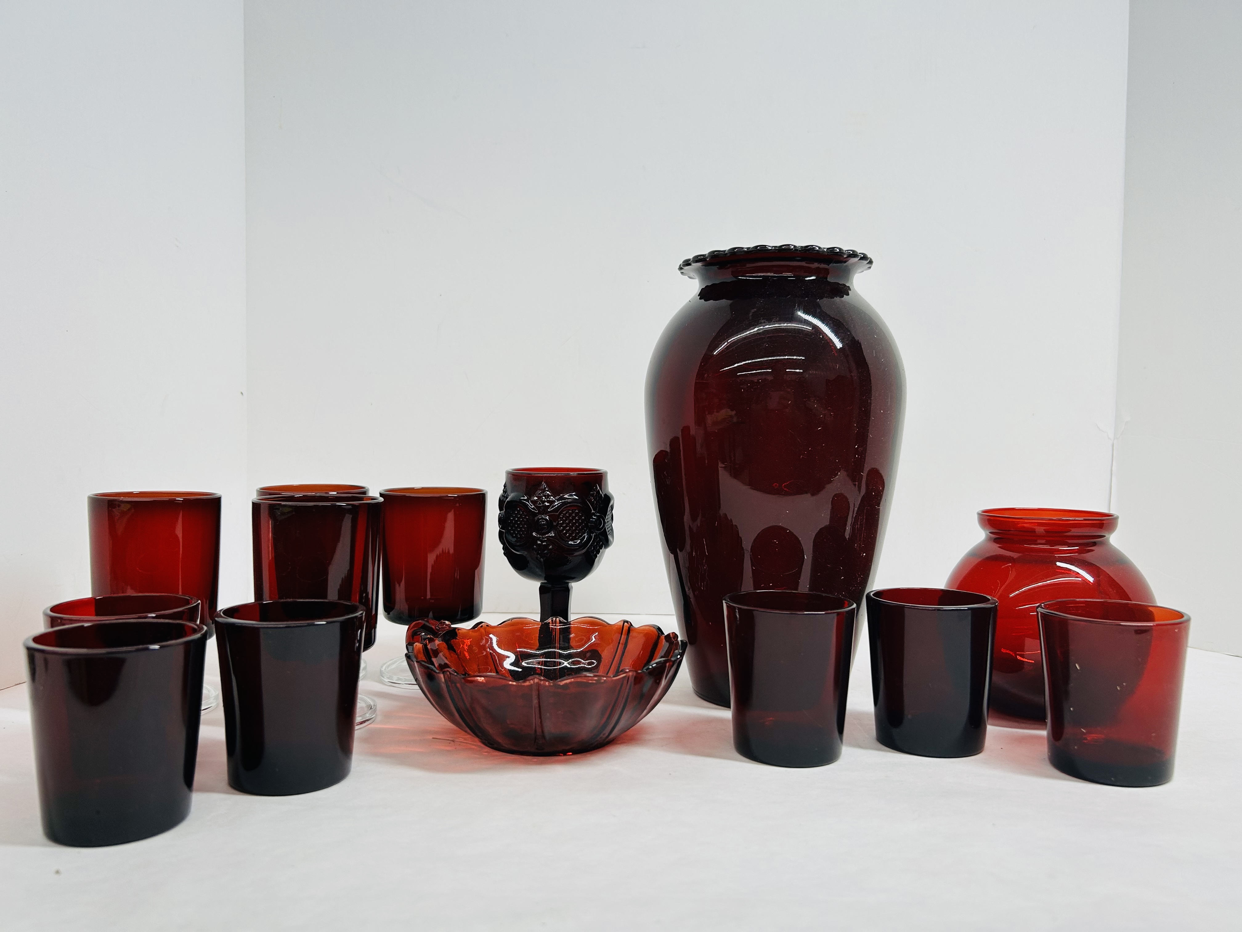 ANCHOR HOCKING ROYAL RUBY GLASS, MID-CENTURY