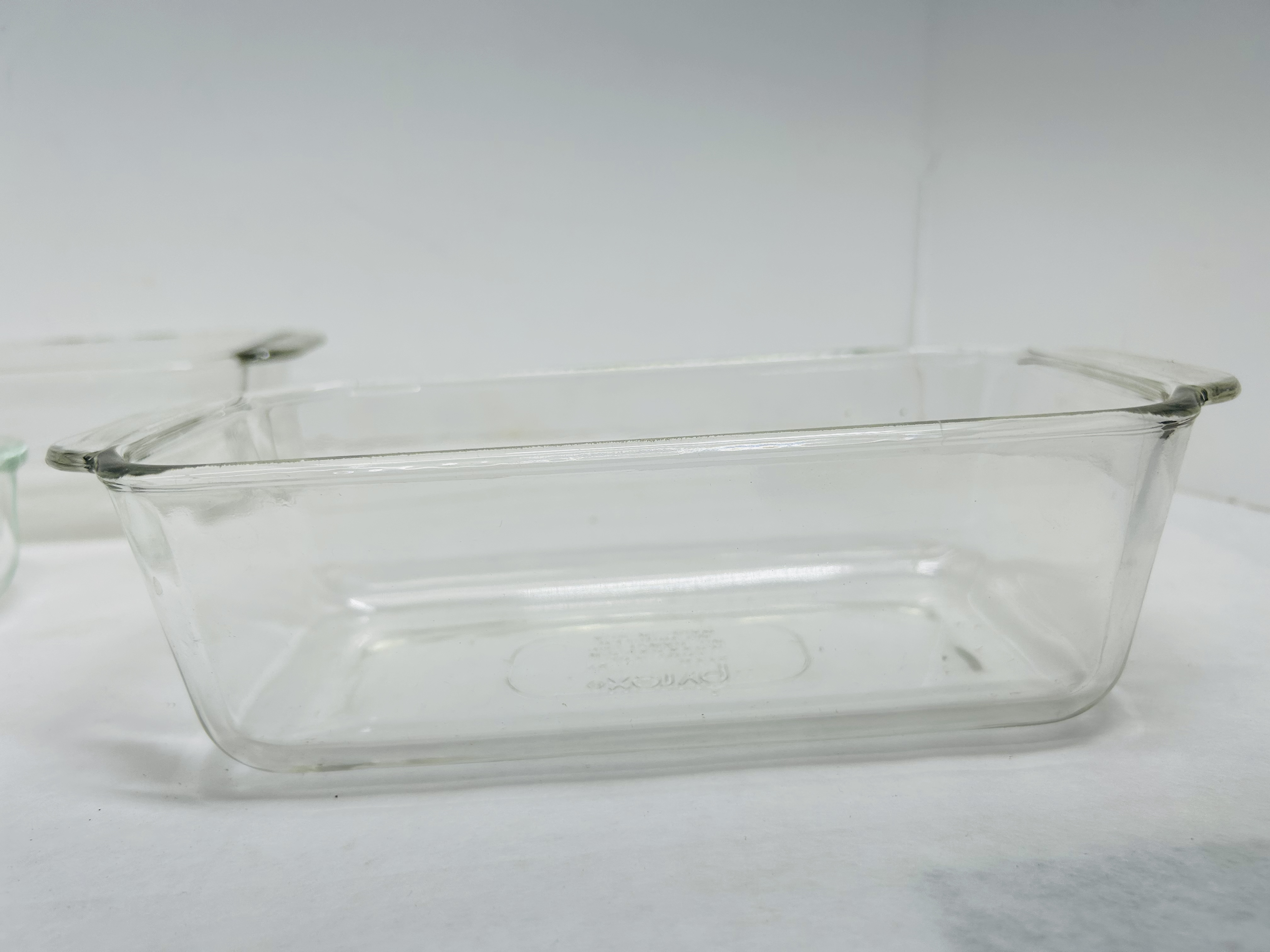 PYREX AND ANCHOR HOCKING VINTAGE GLASSWARE