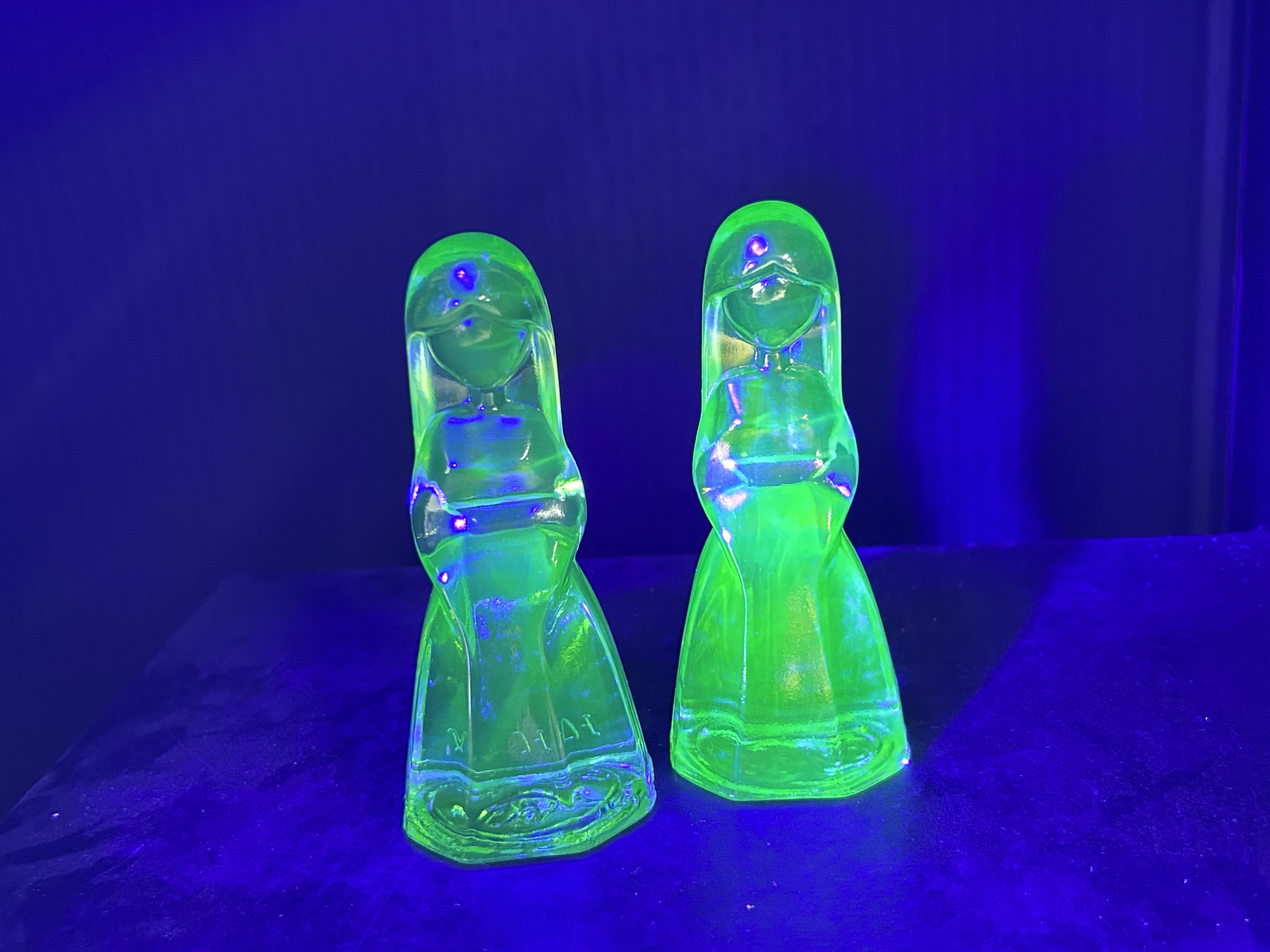 MOSSER URANIUM GLASS FIGURINES