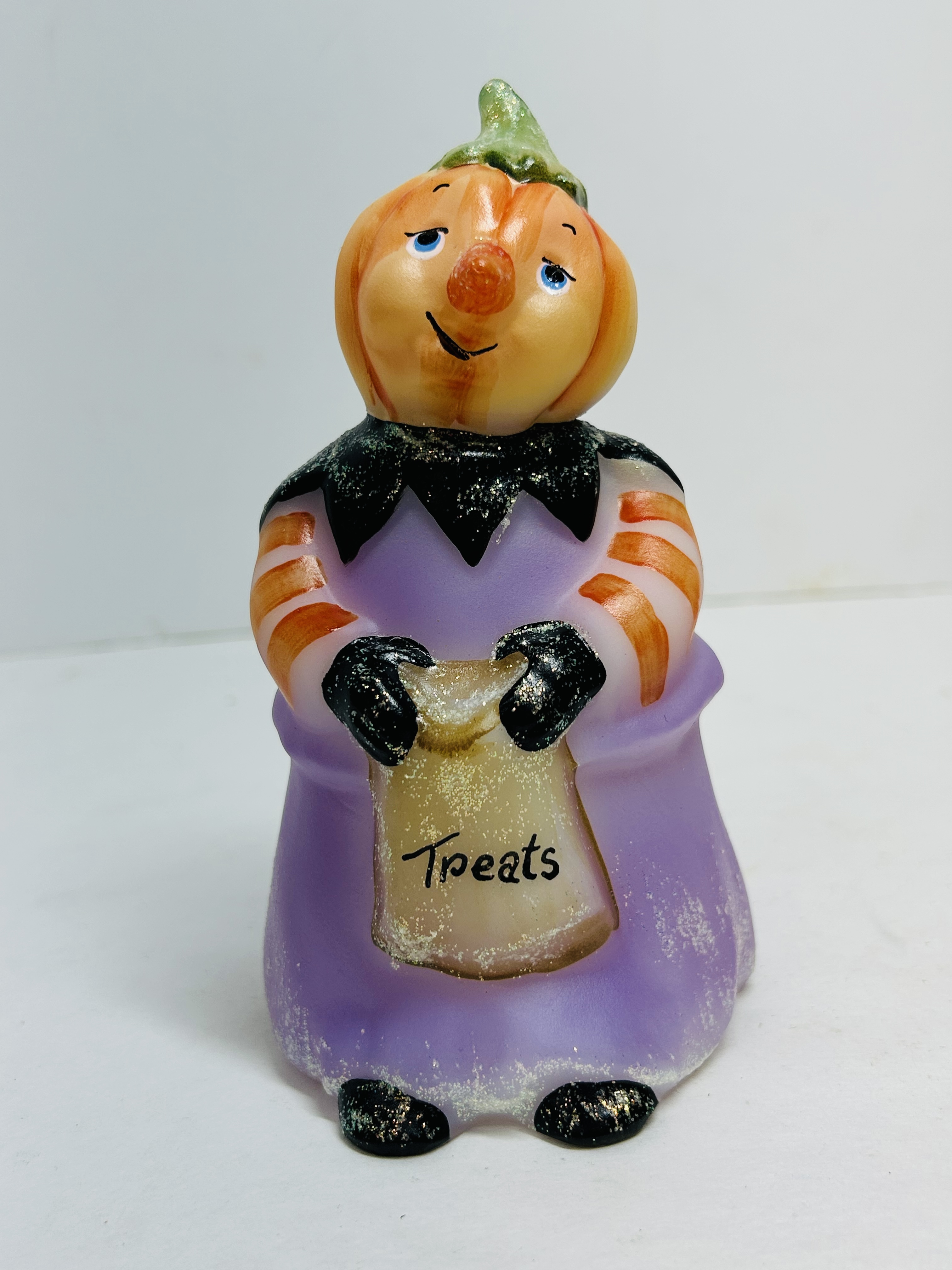 FENTON GLASS HALLOWEEN PUMPKINHEAD, 2000S