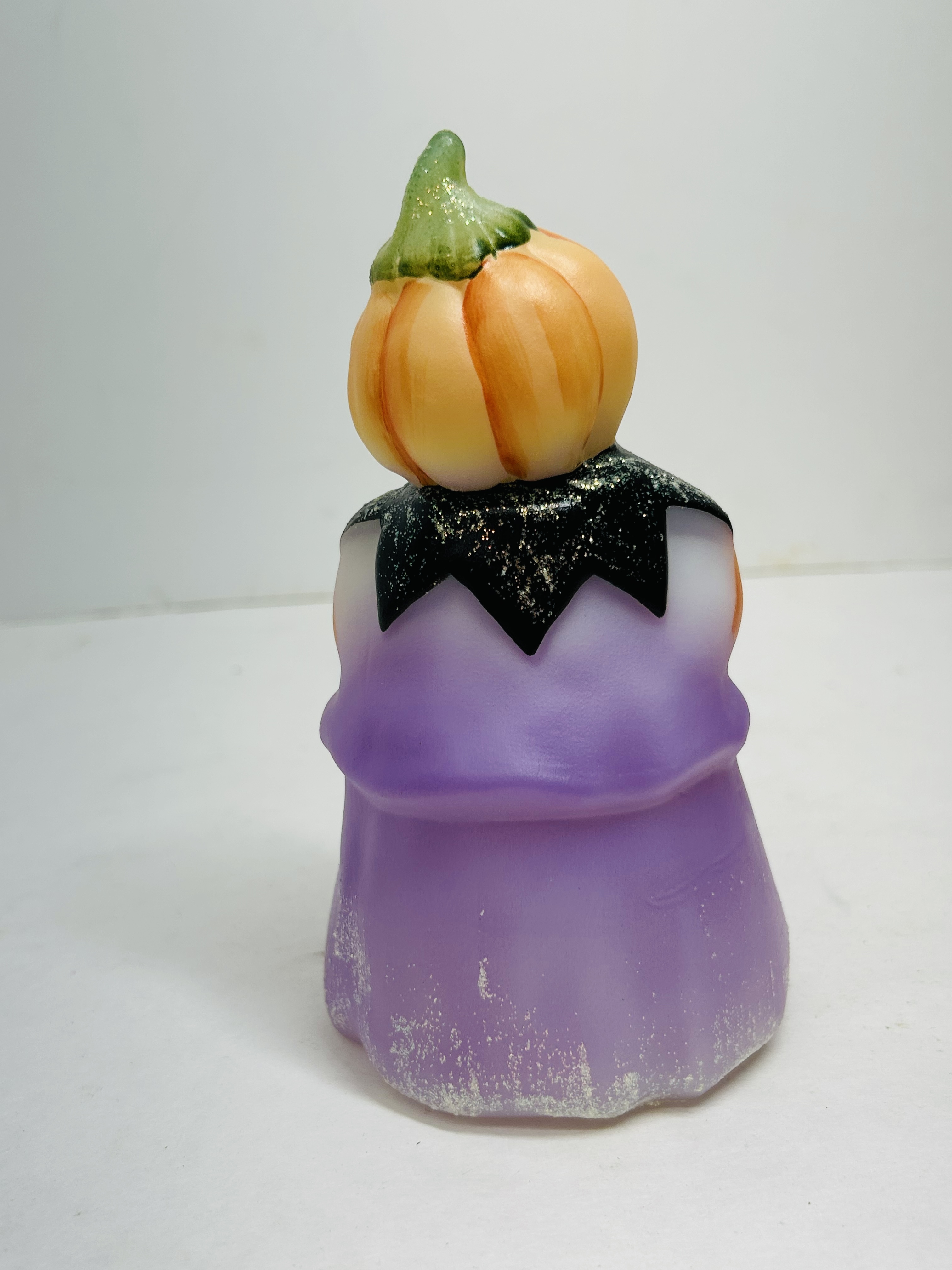 FENTON GLASS HALLOWEEN PUMPKINHEAD, 2000S