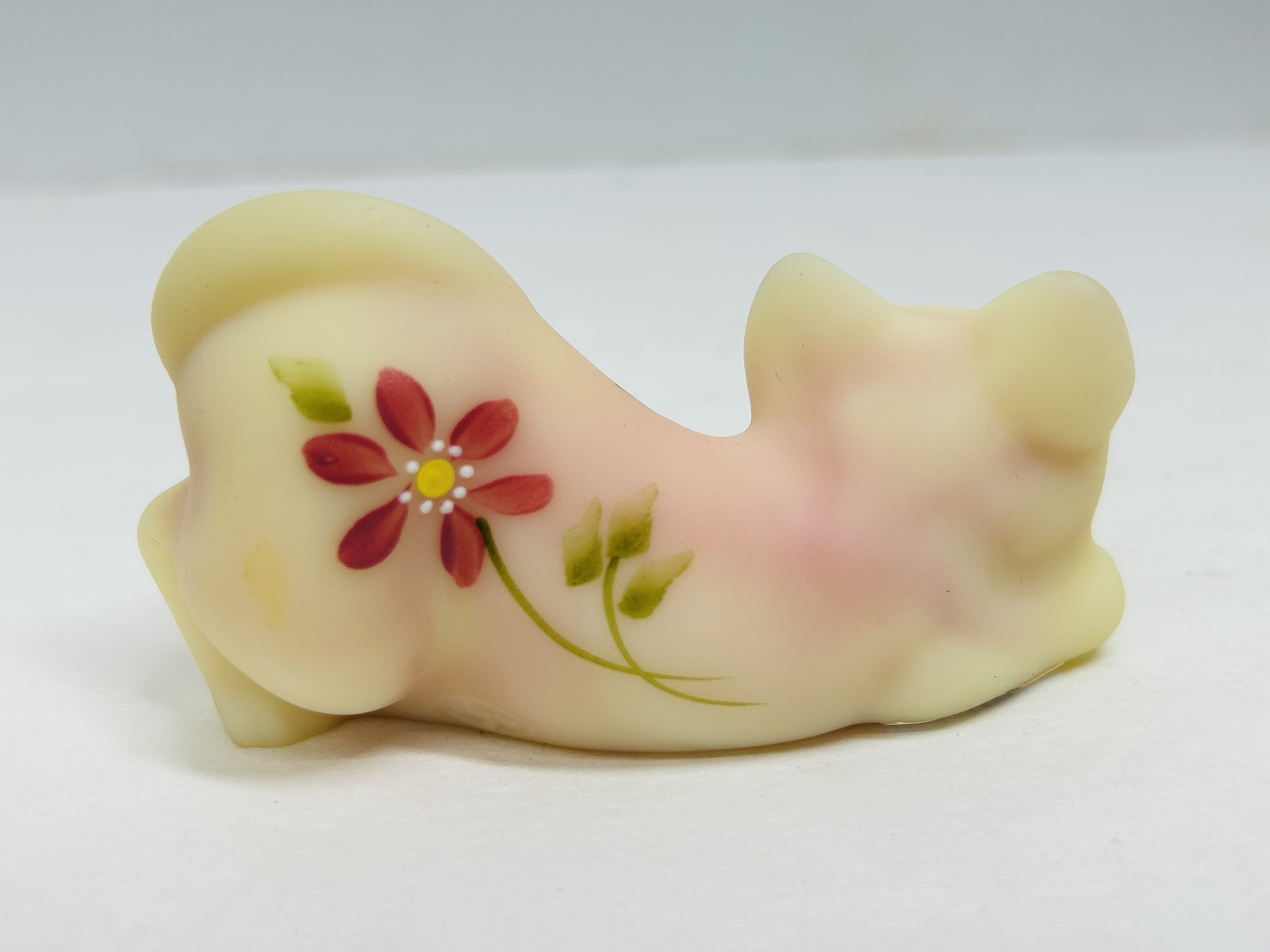 FENTON BURMESE SATIN CAT FIGURINE