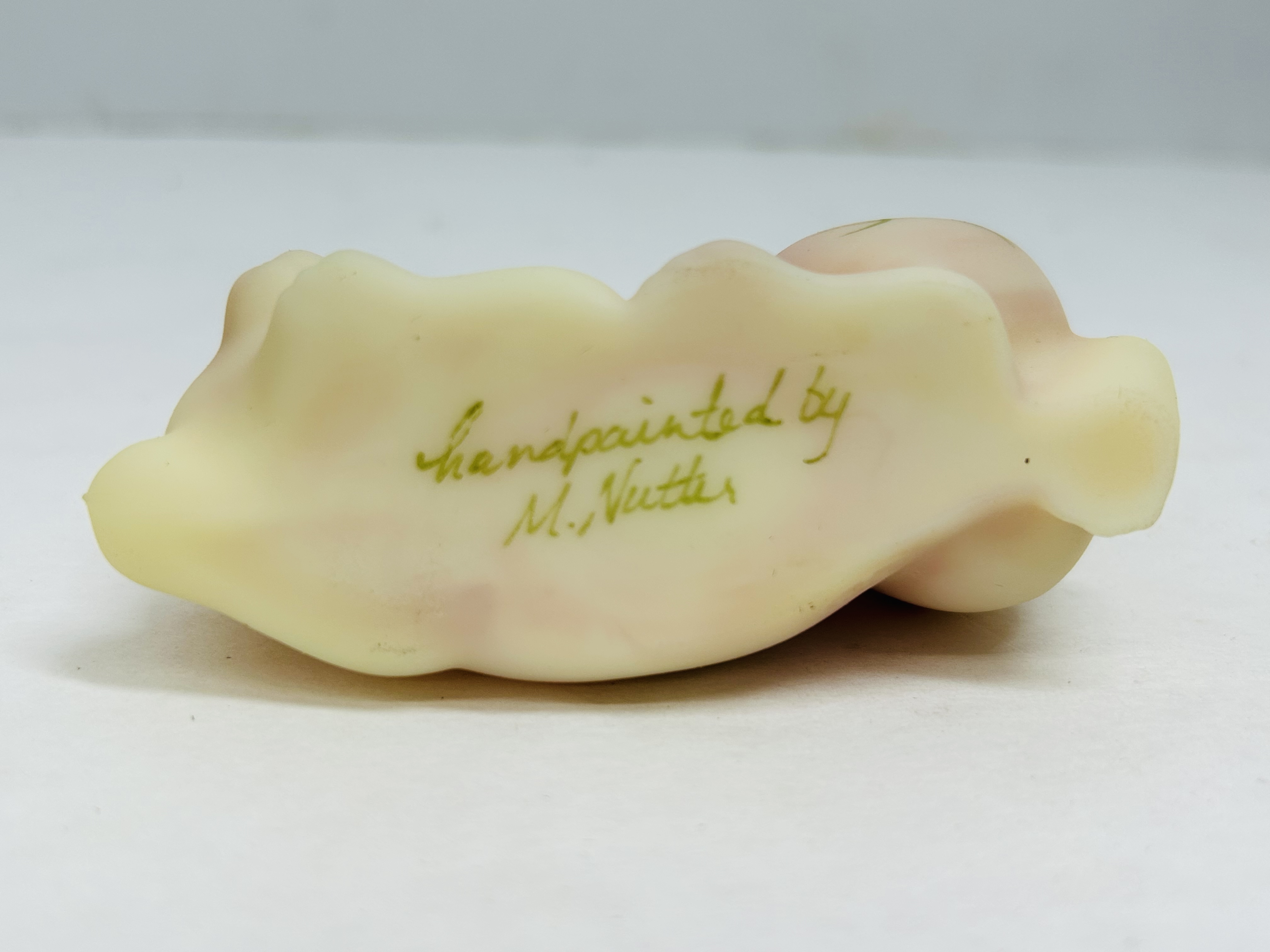 FENTON BURMESE SATIN CAT FIGURINE