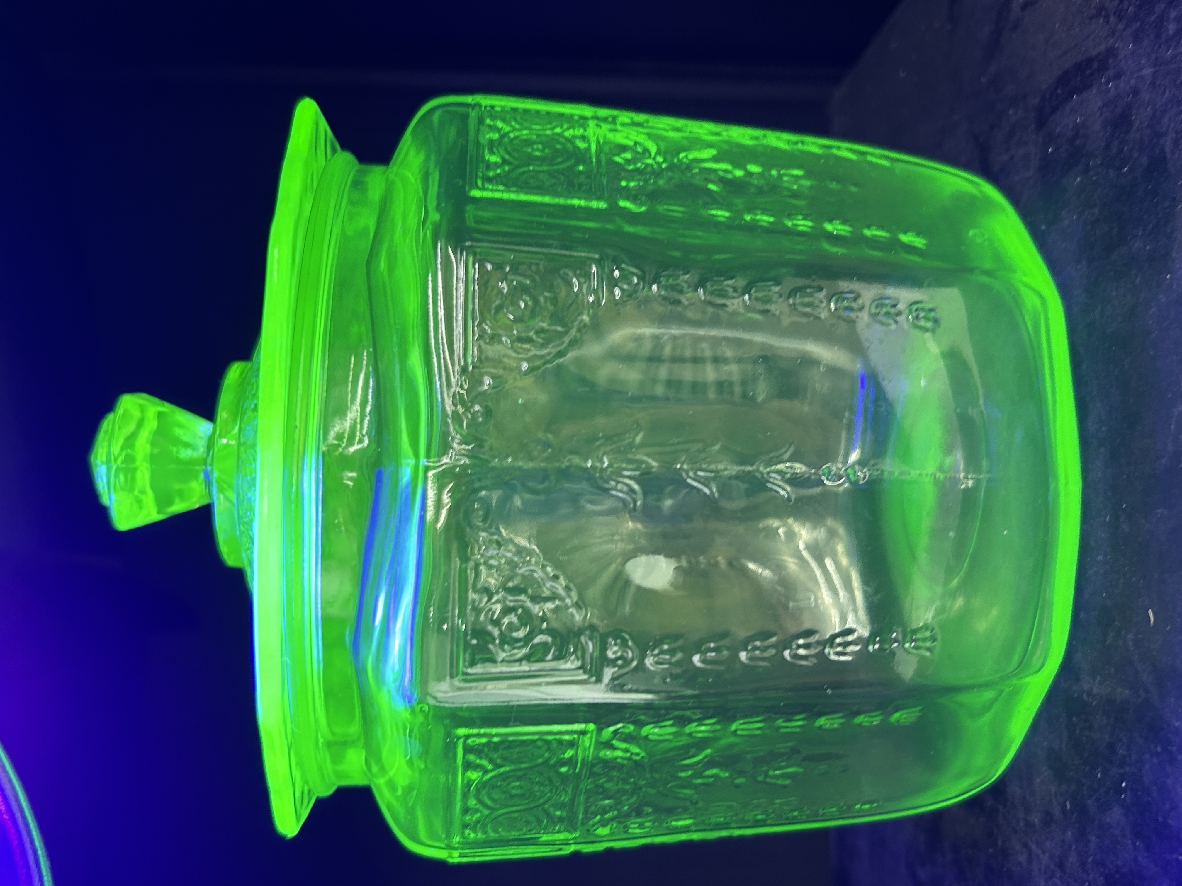 HOCKING PRINCESS URANIUM GLASS JAR, 1931-1935