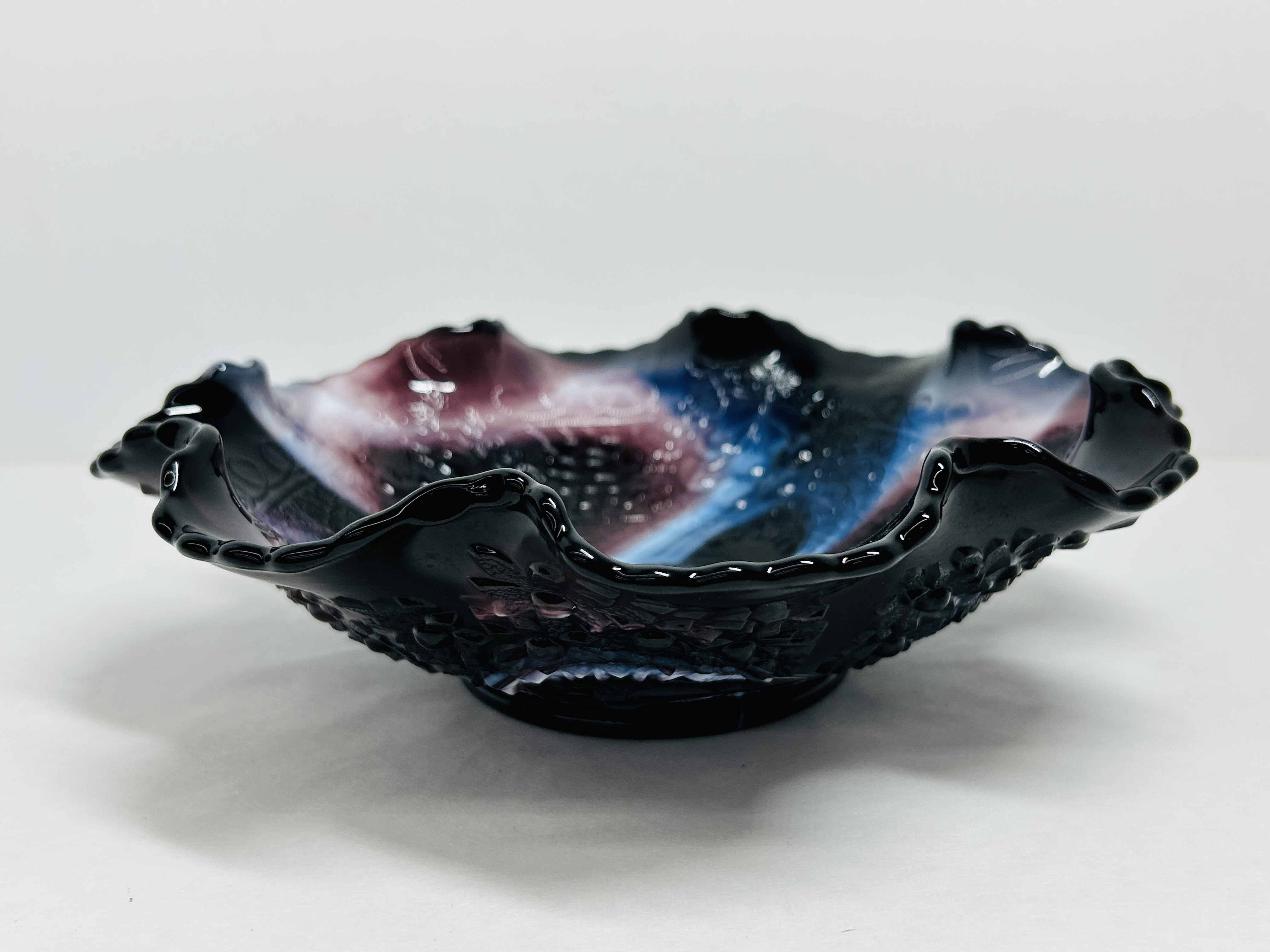 FENTON NORTHERN LIGHTS SLAG GLASS BOWL, 1980S
