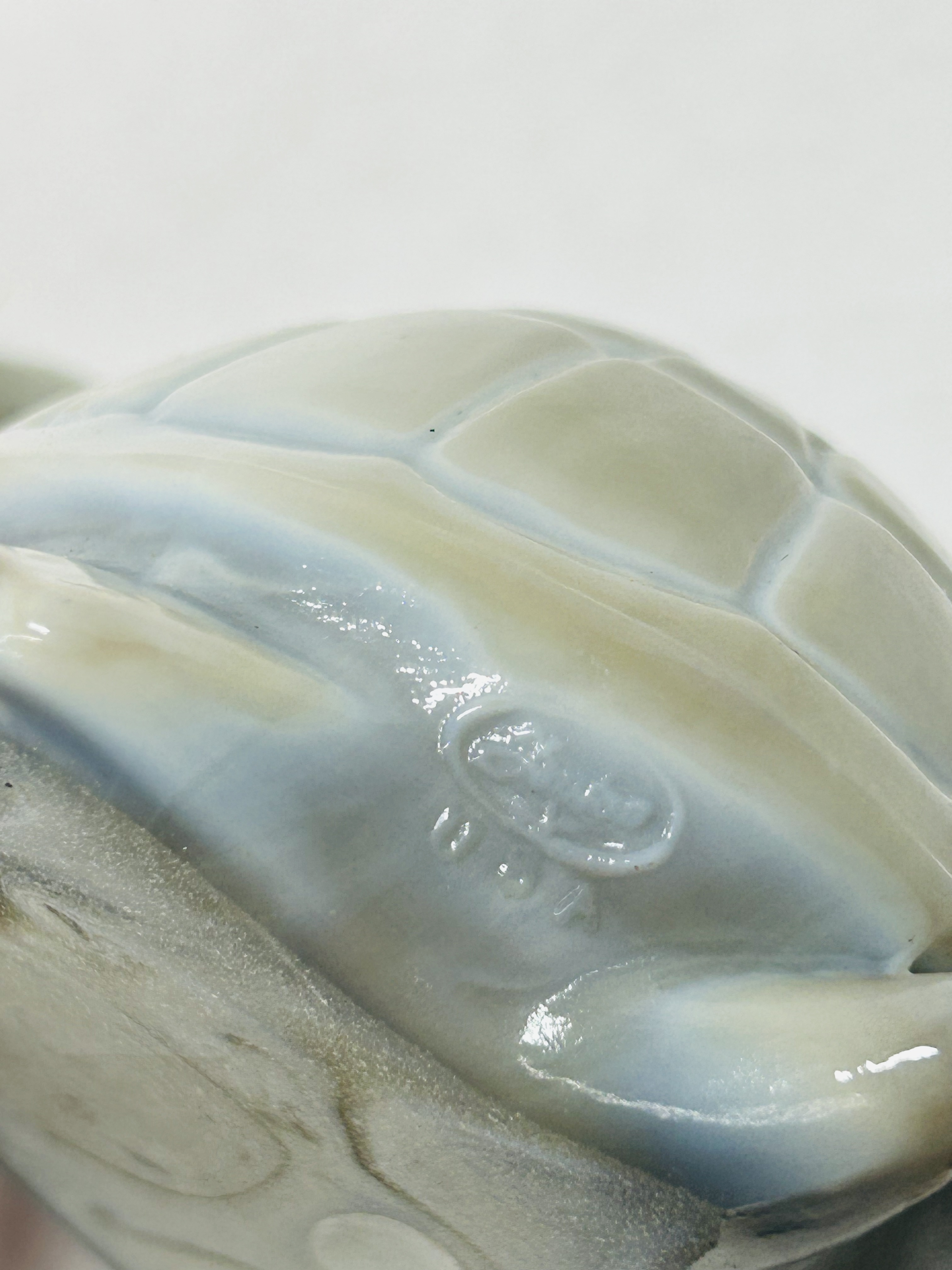 FENTON PAINTED TURTLE, MID-20TH CENTURY