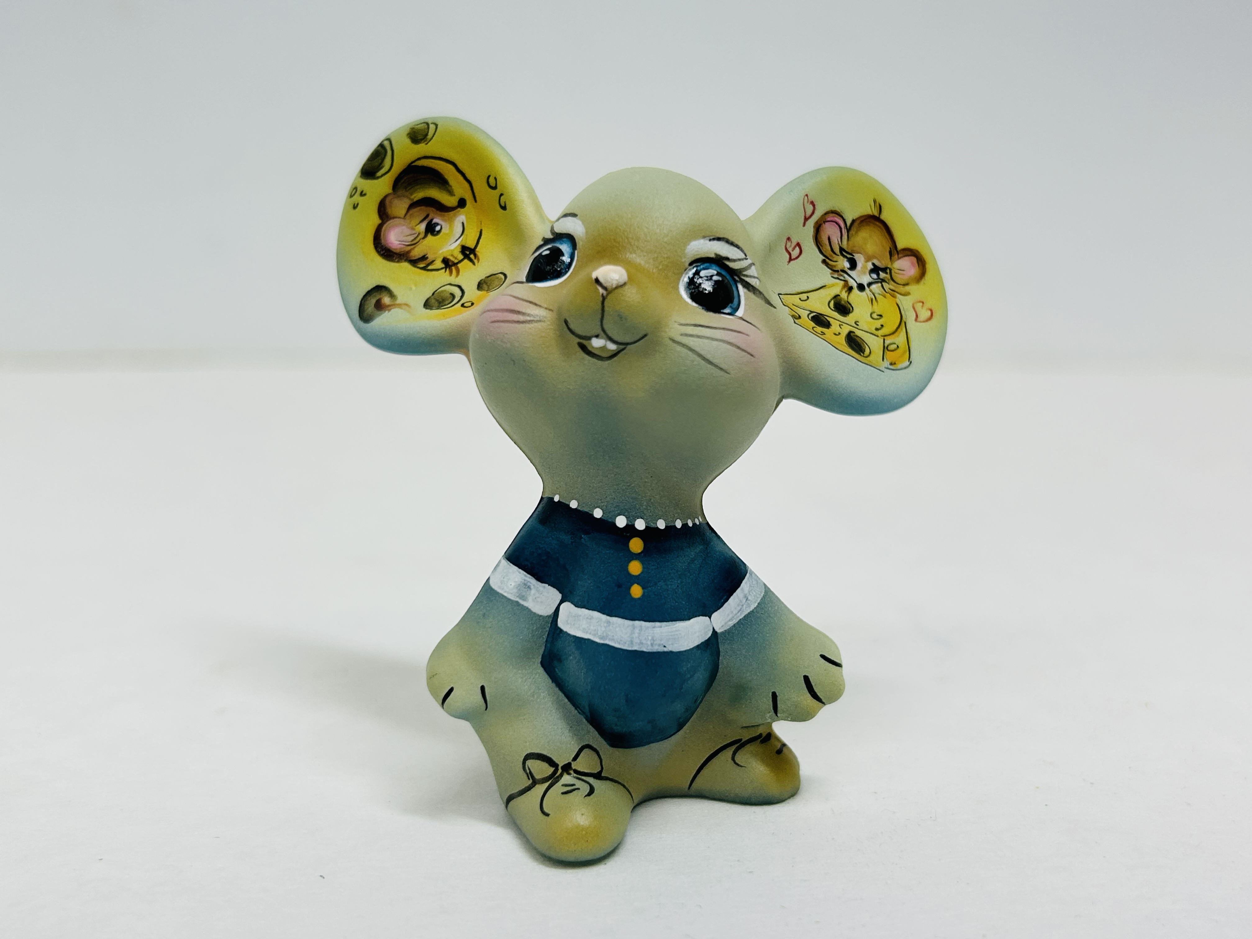 FENTON CERAMIC MOUSE FIGURINE 2004 15/91