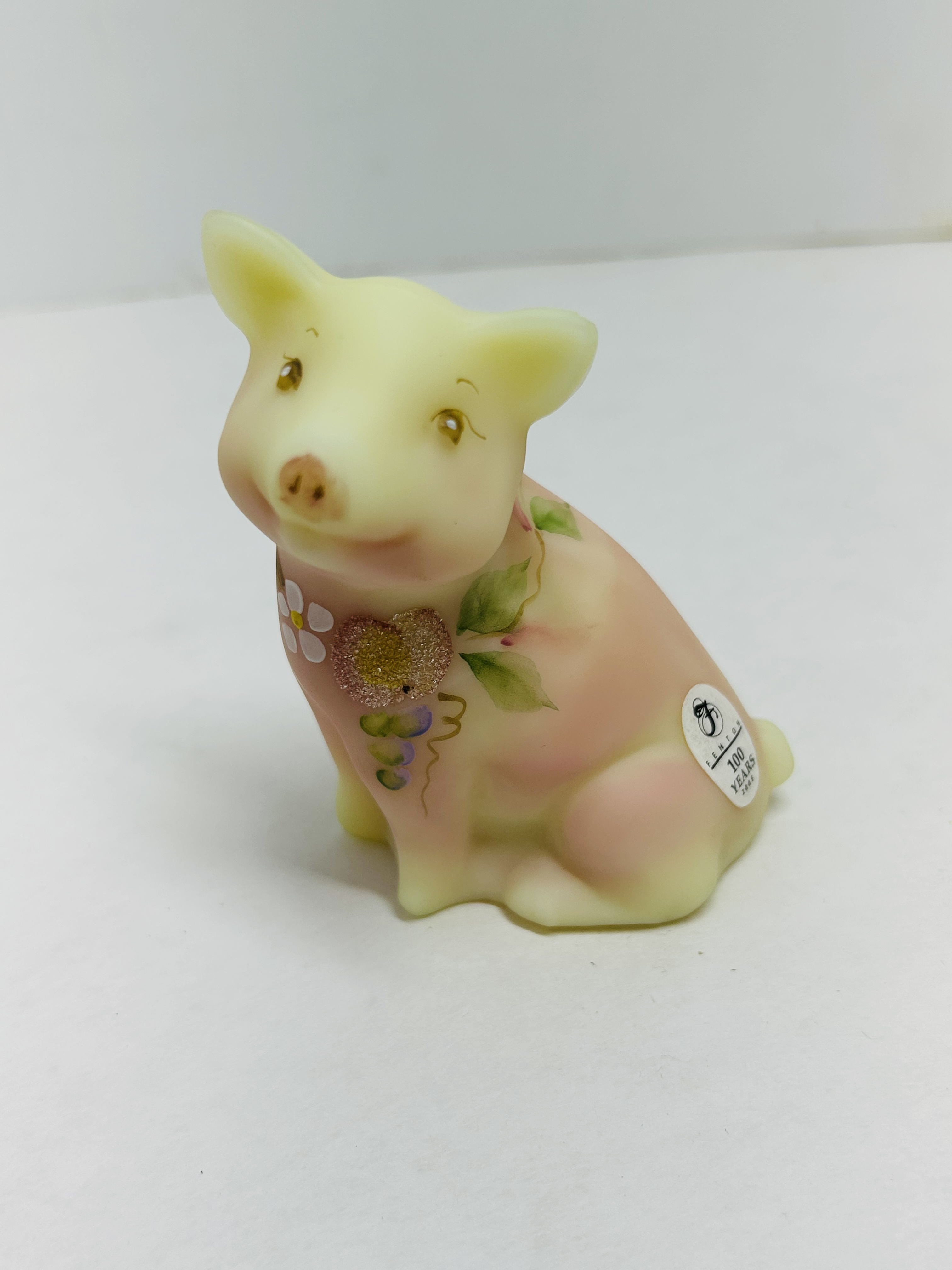 FENTON BURMESE URANIUM GLASS PIG 2005, FARLEY
