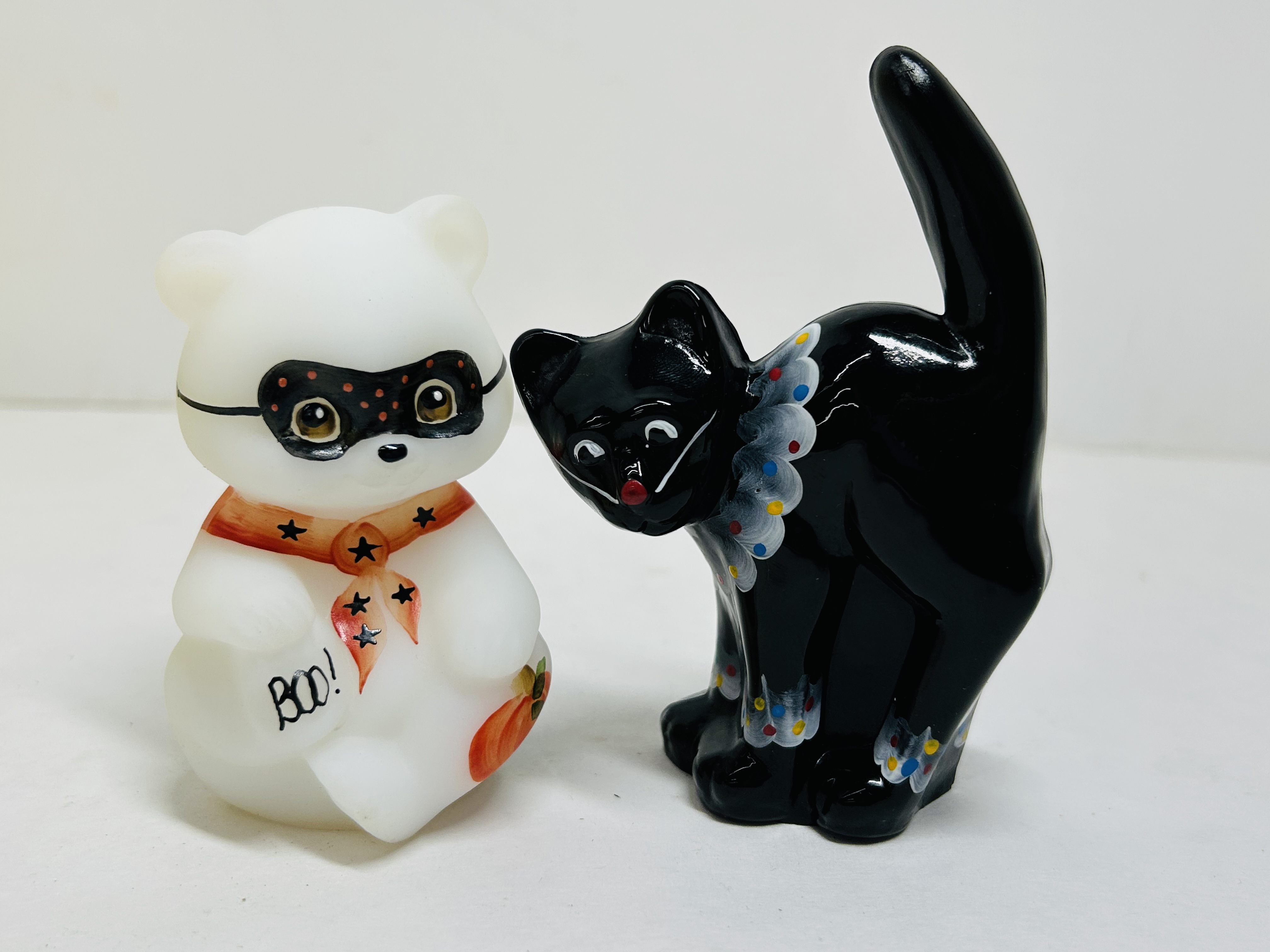 FENTON HALLOWEEN GLASS SET