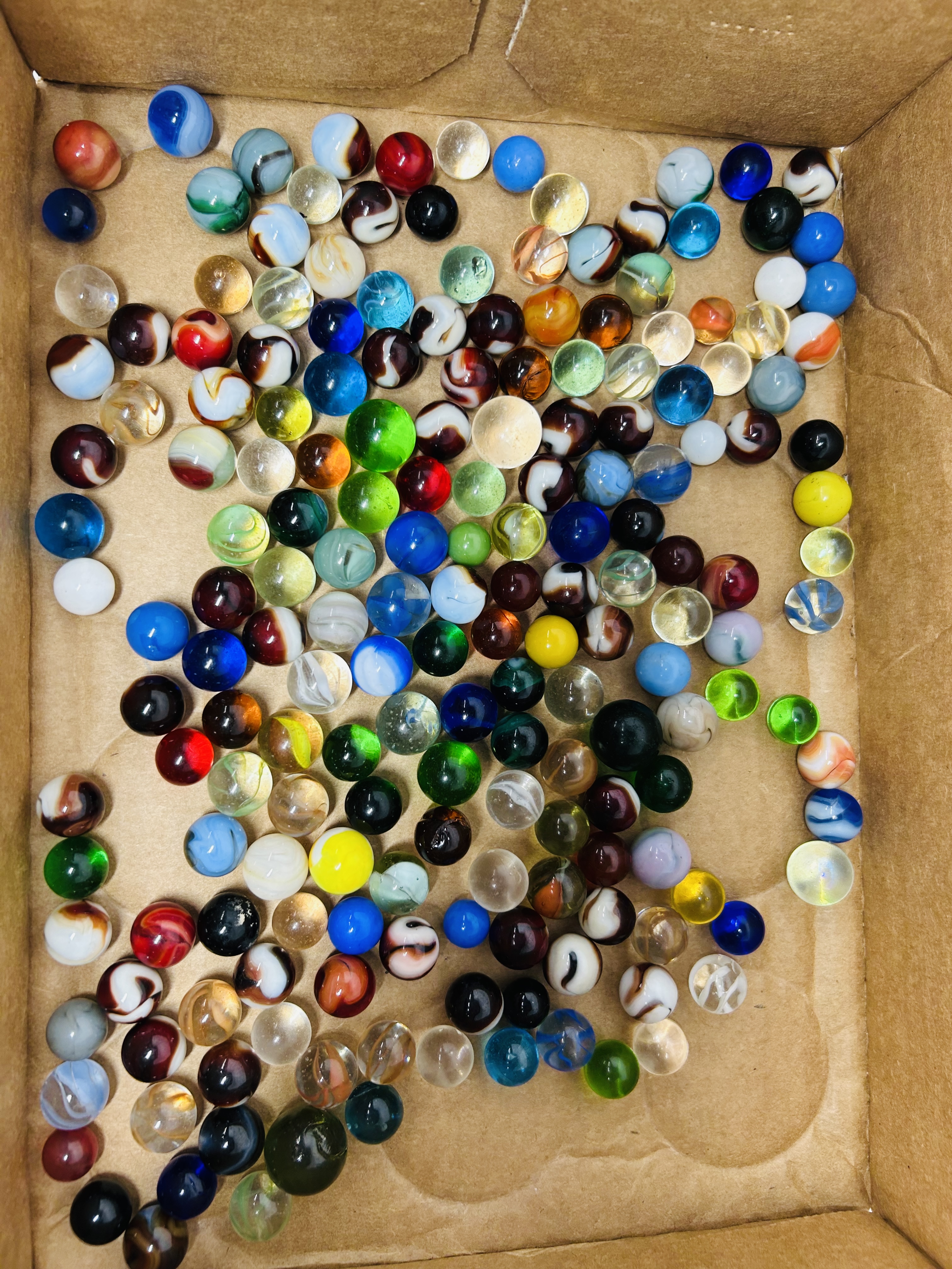 ASSORTED VINTAGE MARBLE COLLECTION