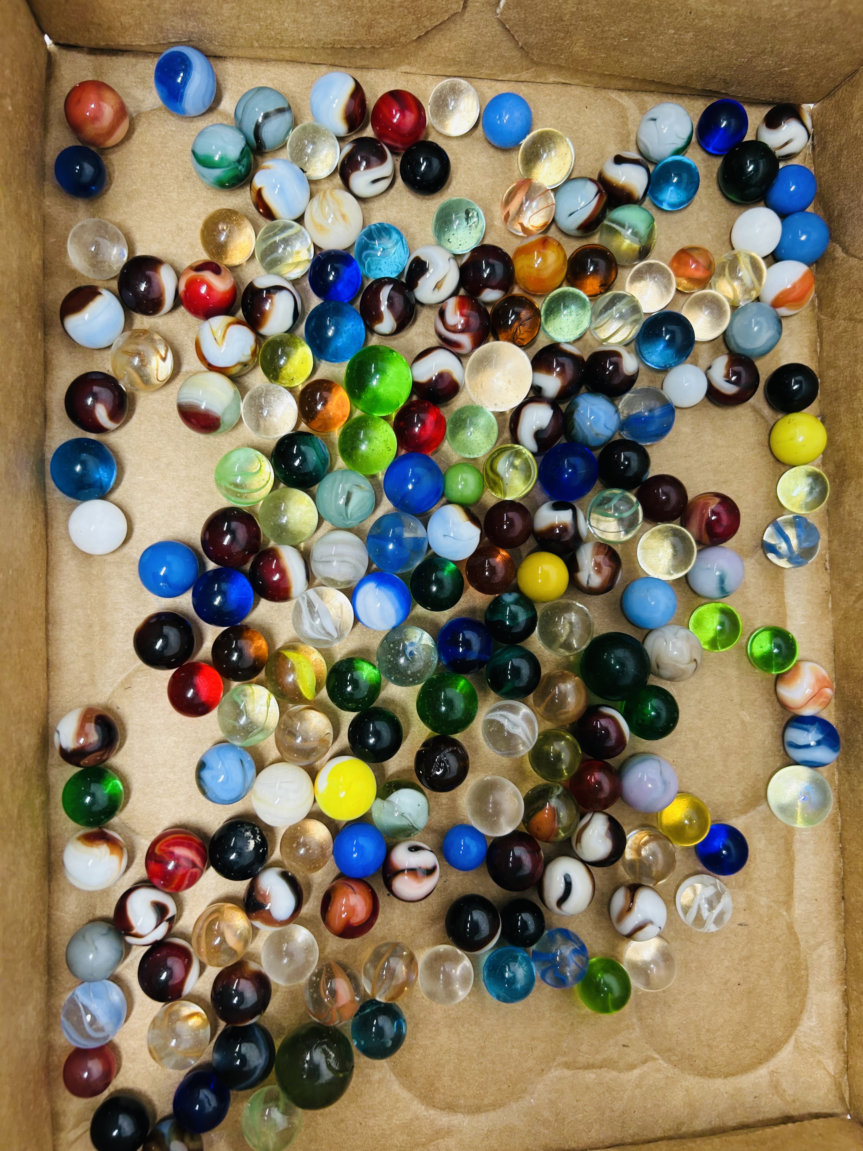 ASSORTED VINTAGE MARBLE COLLECTION