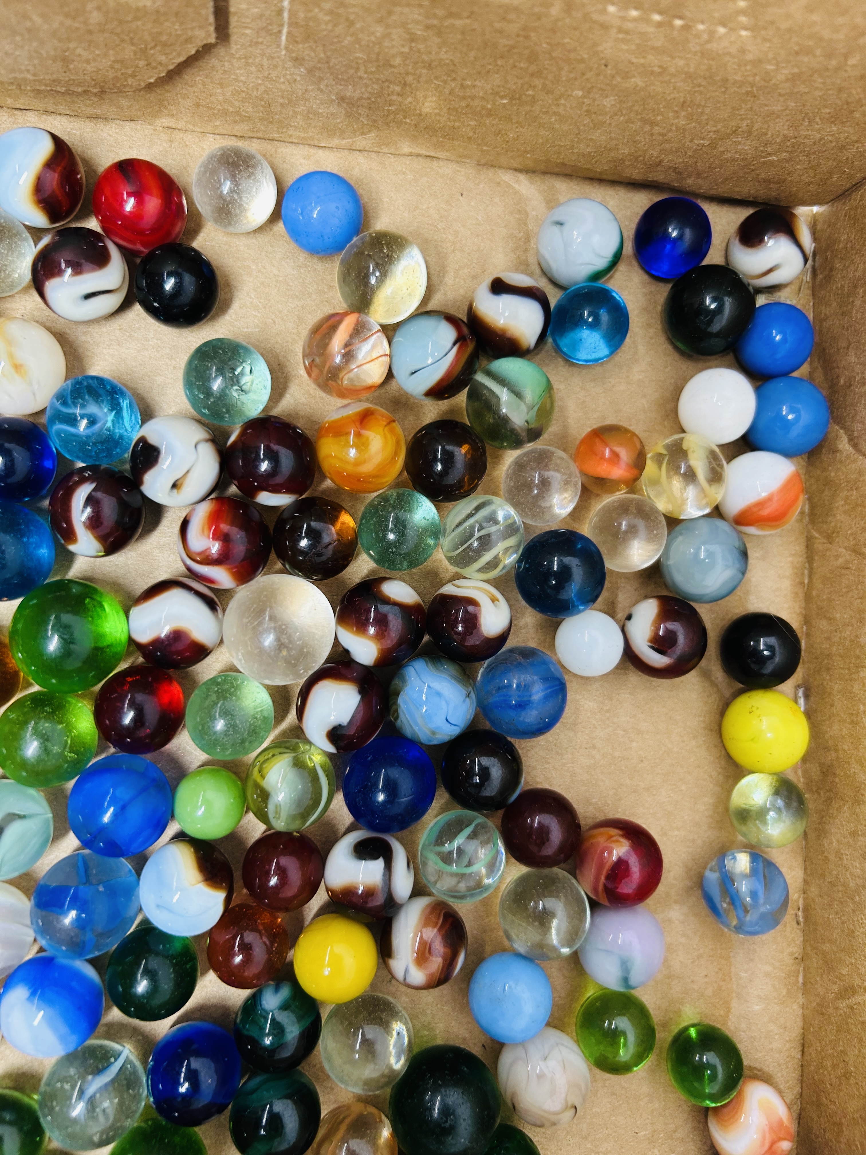 ASSORTED VINTAGE MARBLE COLLECTION