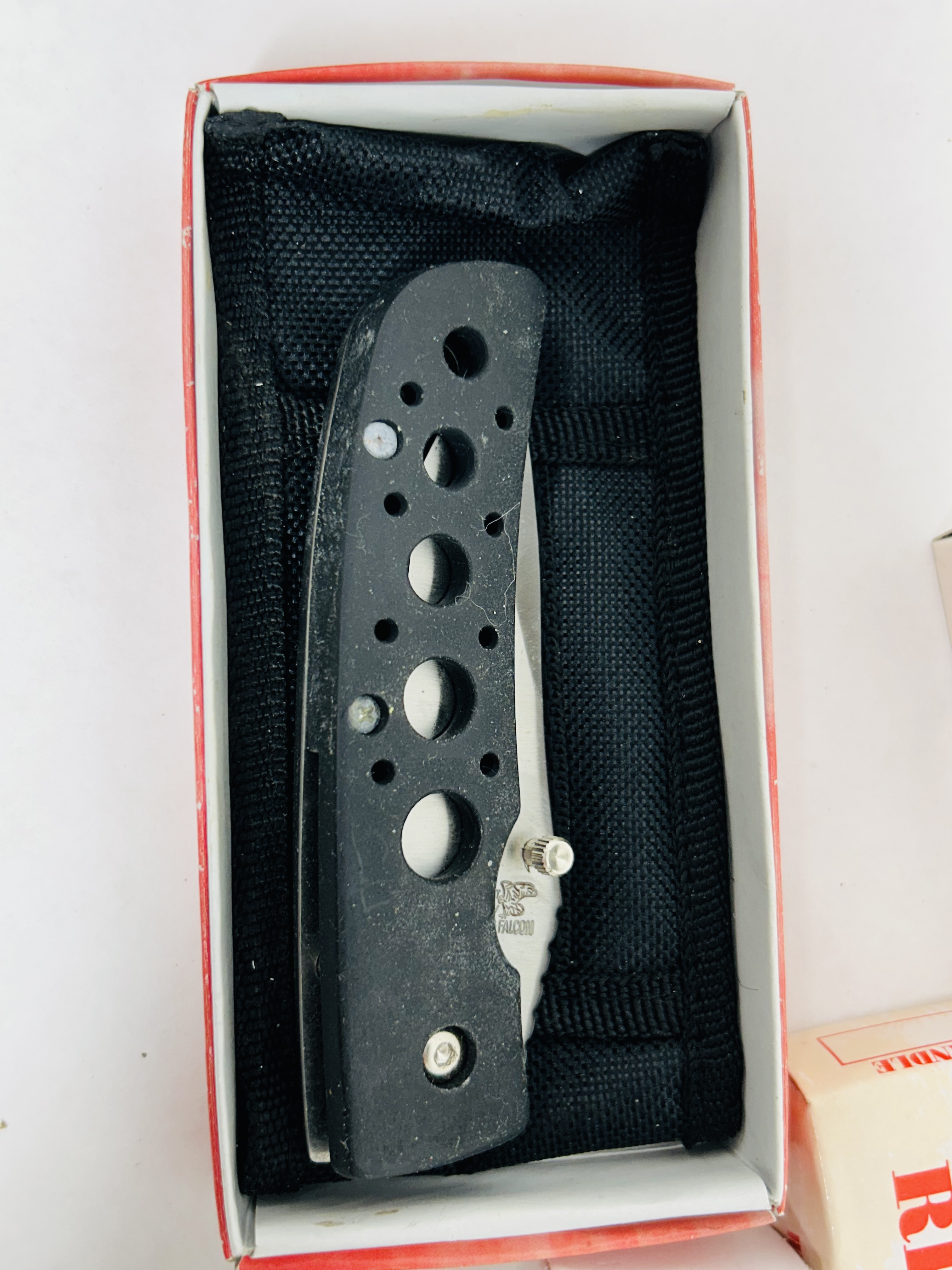 RED DEER AND FALCON KNIVES, STAINLESS