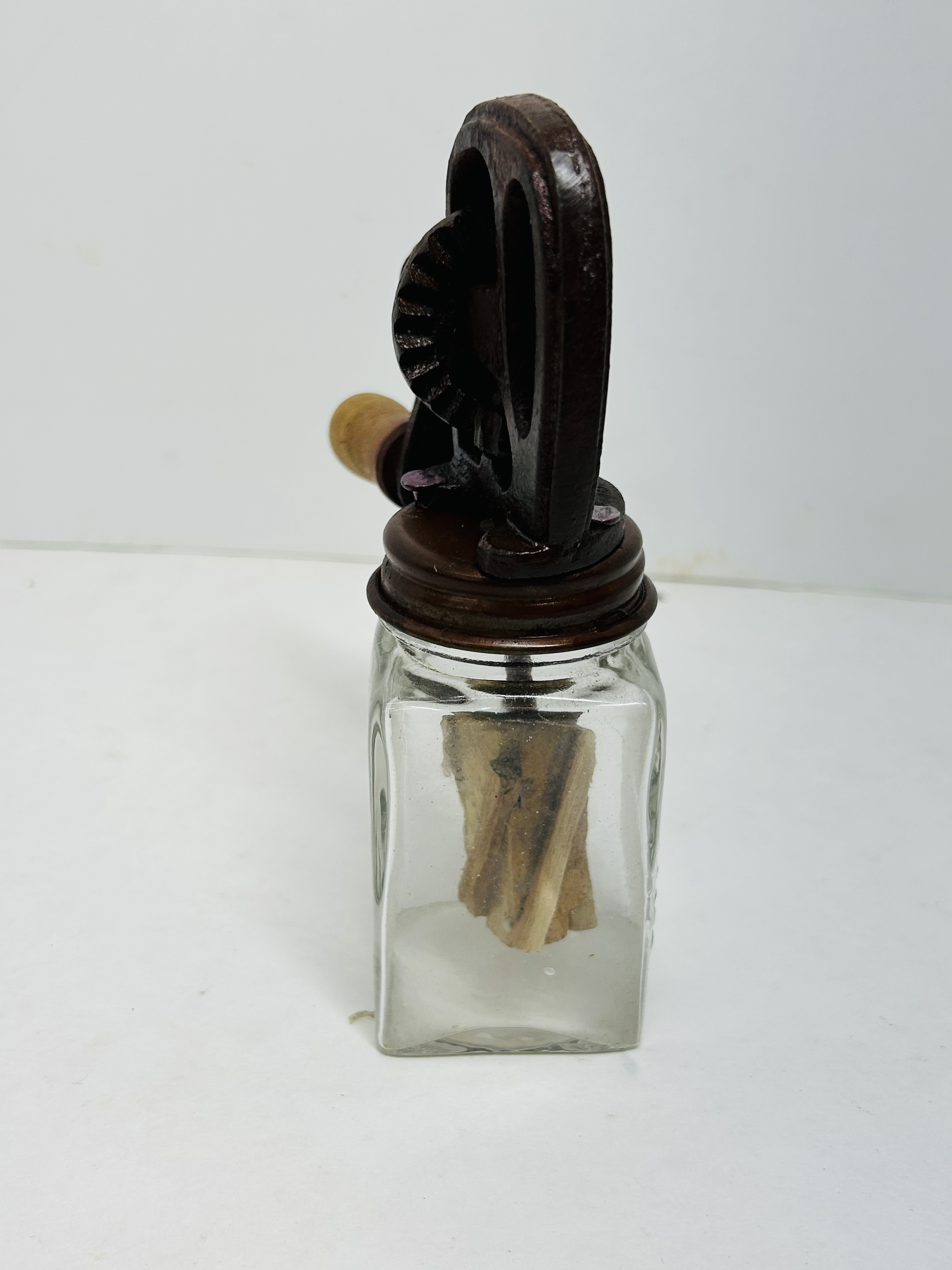 DAZEY GLASS AND IRON CHURN