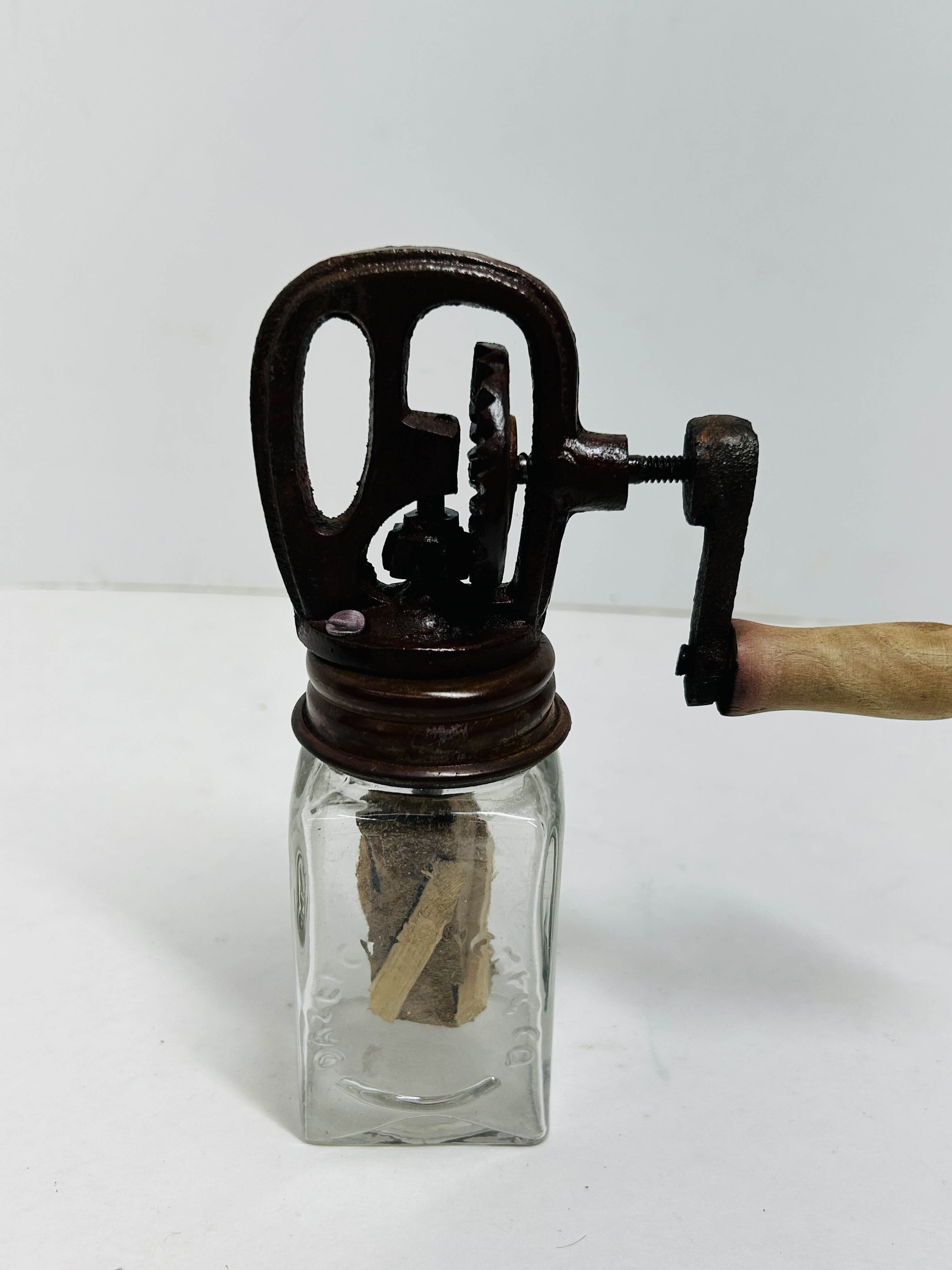 DAZEY GLASS BUTTER CHURN