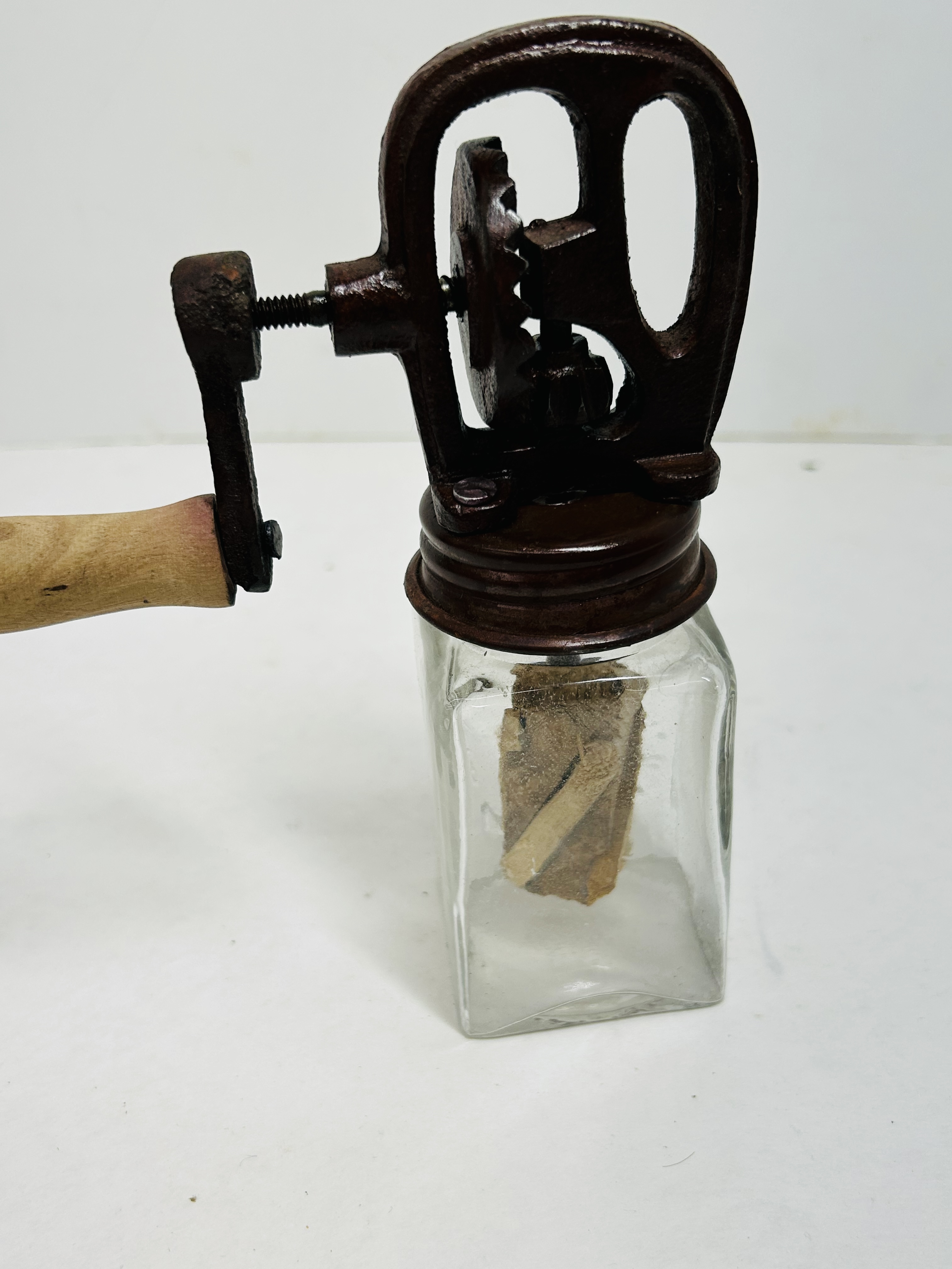 DAZEY GLASS BUTTER CHURN