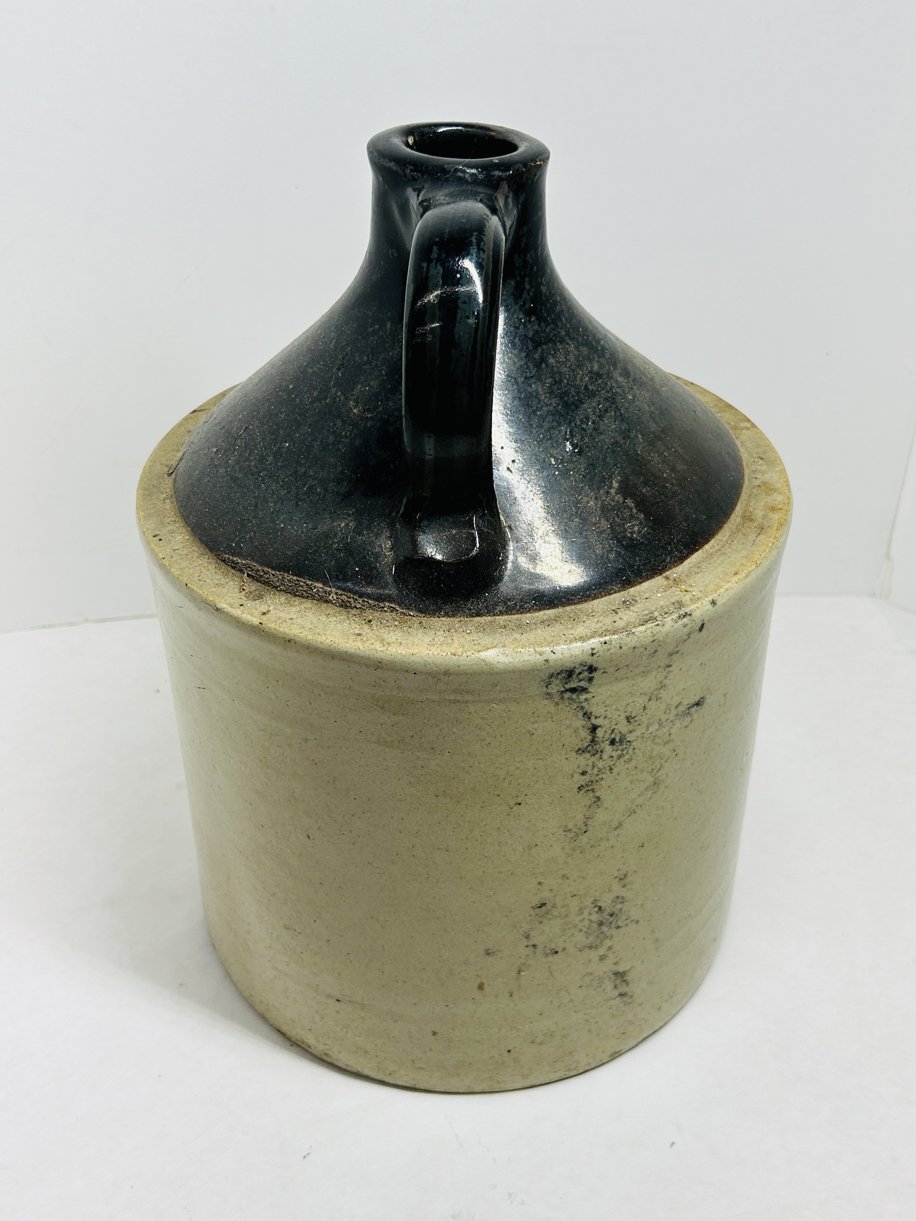 AMERICAN TWO-TONE STONEWARE JUG