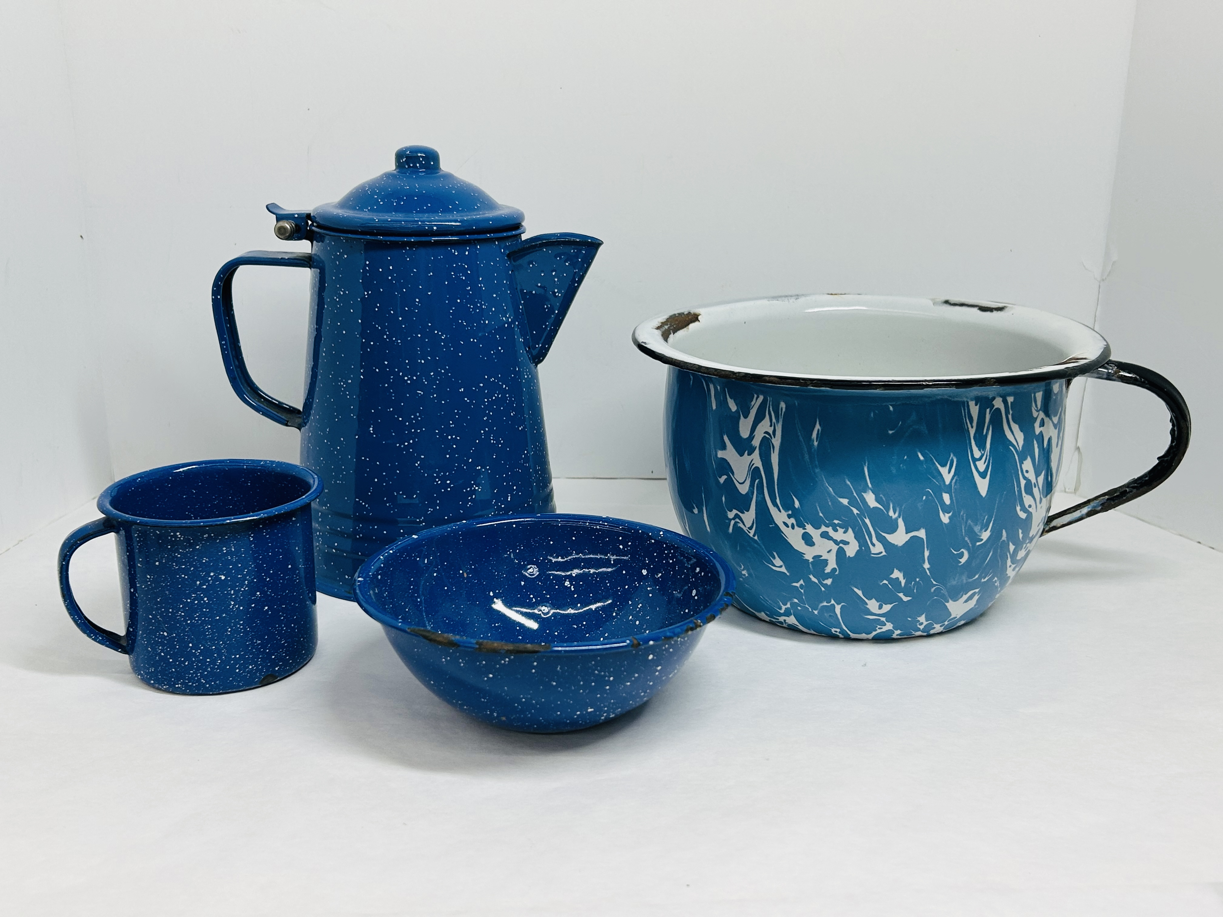 BLUE ENAMELWARE CAMPING COLLECTION, 20TH CENTURY