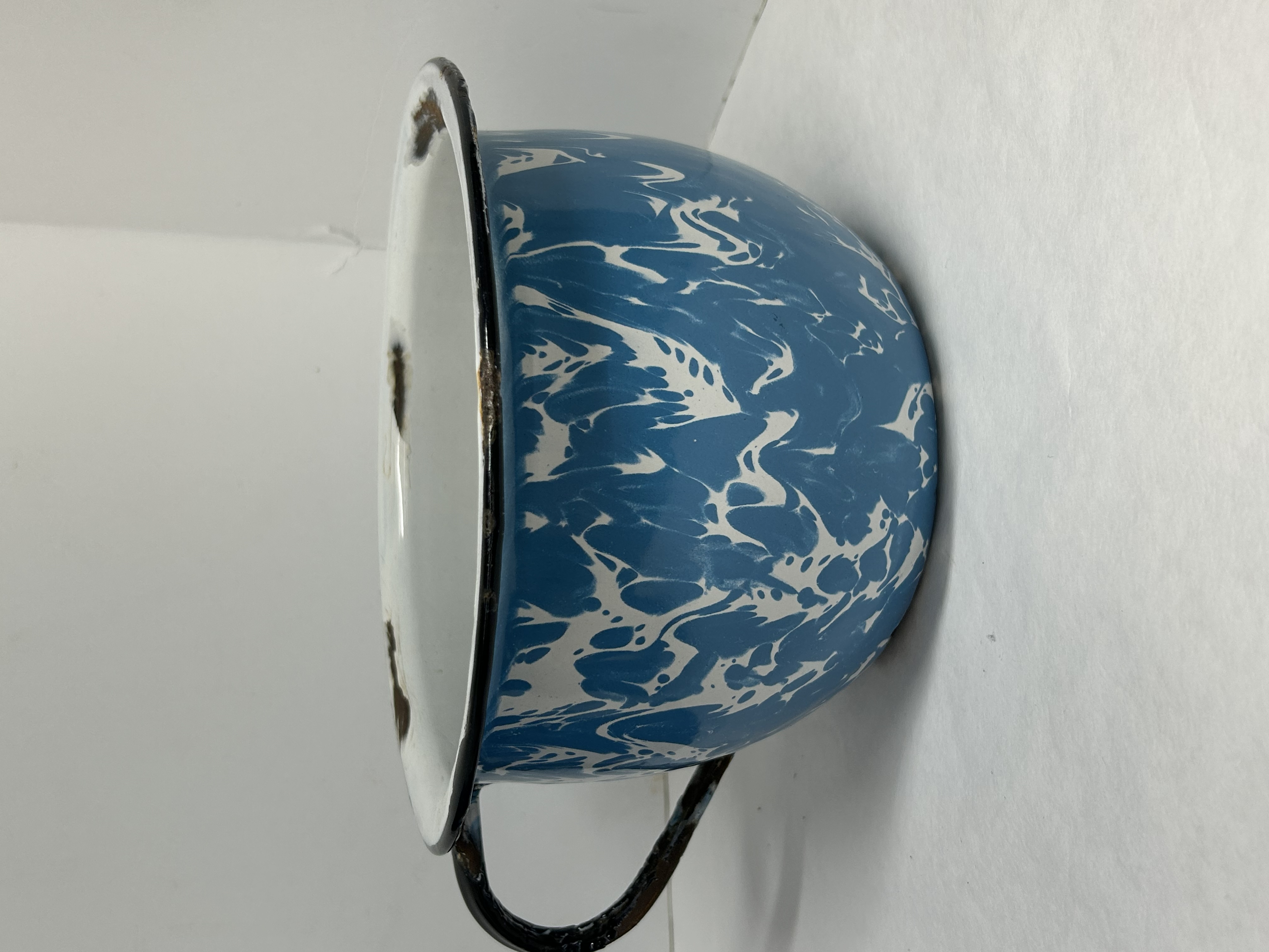 BLUE ENAMELWARE CAMPING COLLECTION, 20TH CENTURY