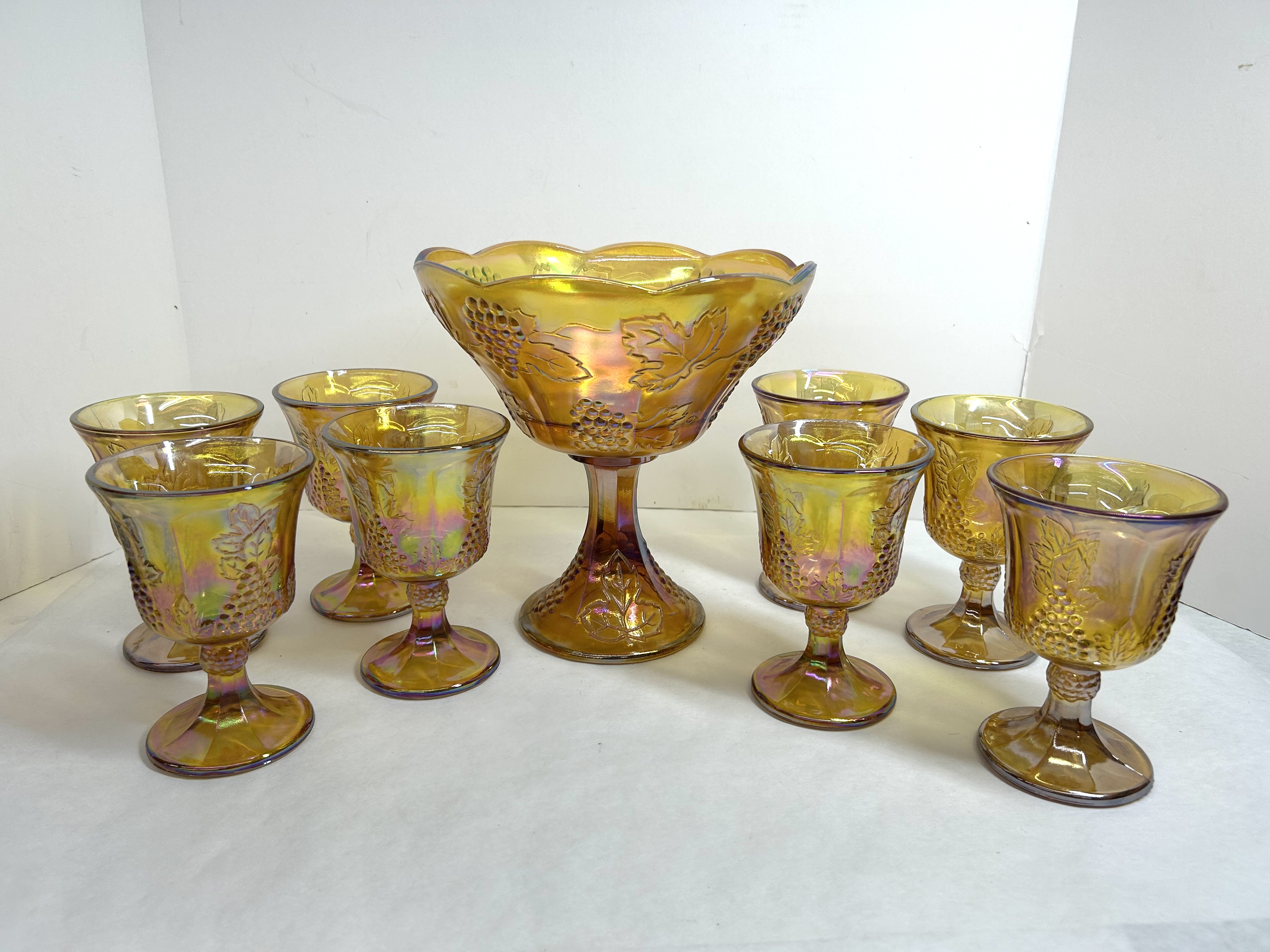 INDIANA GLASS HARVEST GRAPE SET, 1970