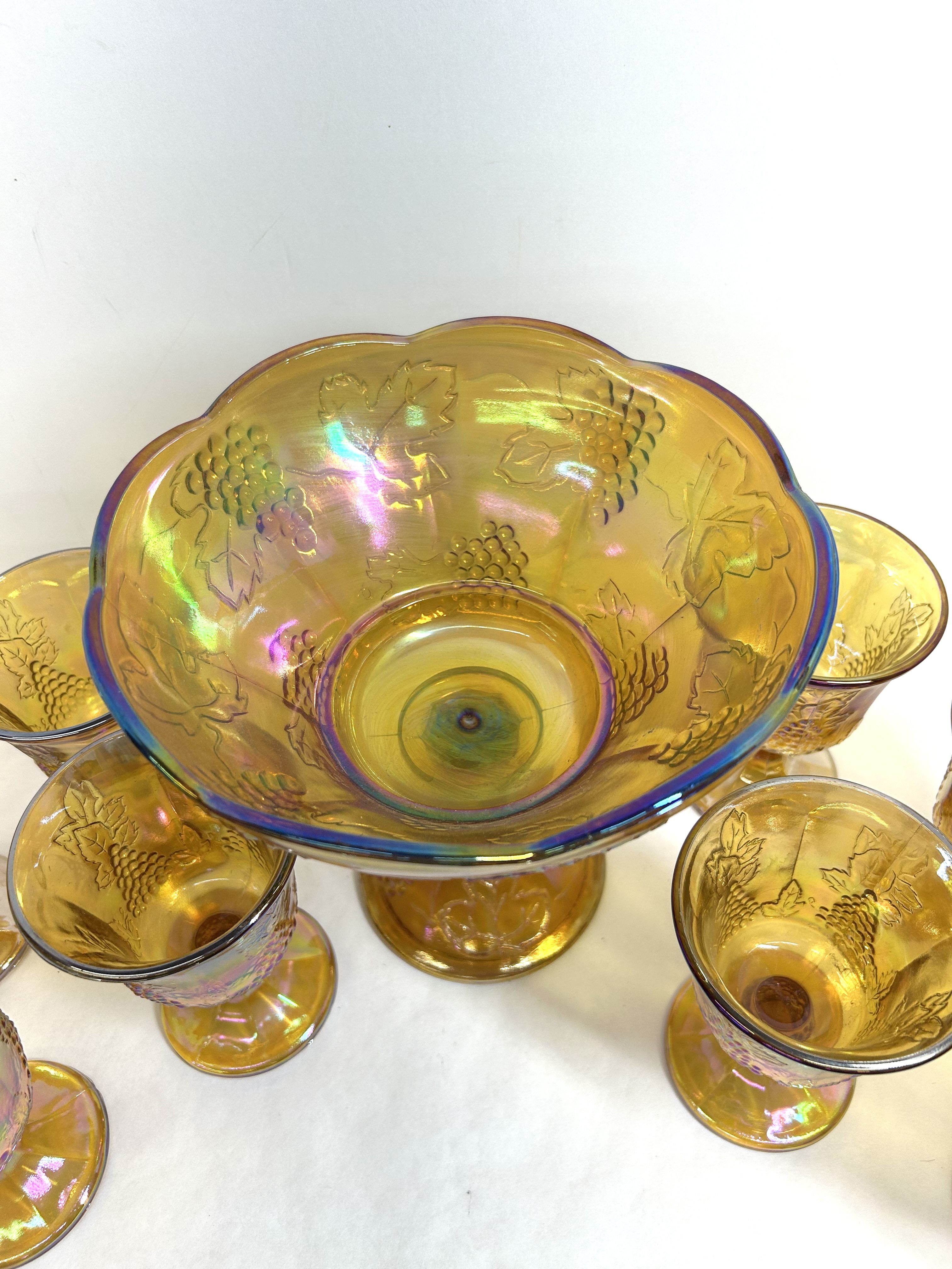 INDIANA GLASS HARVEST GRAPE SET, 1970