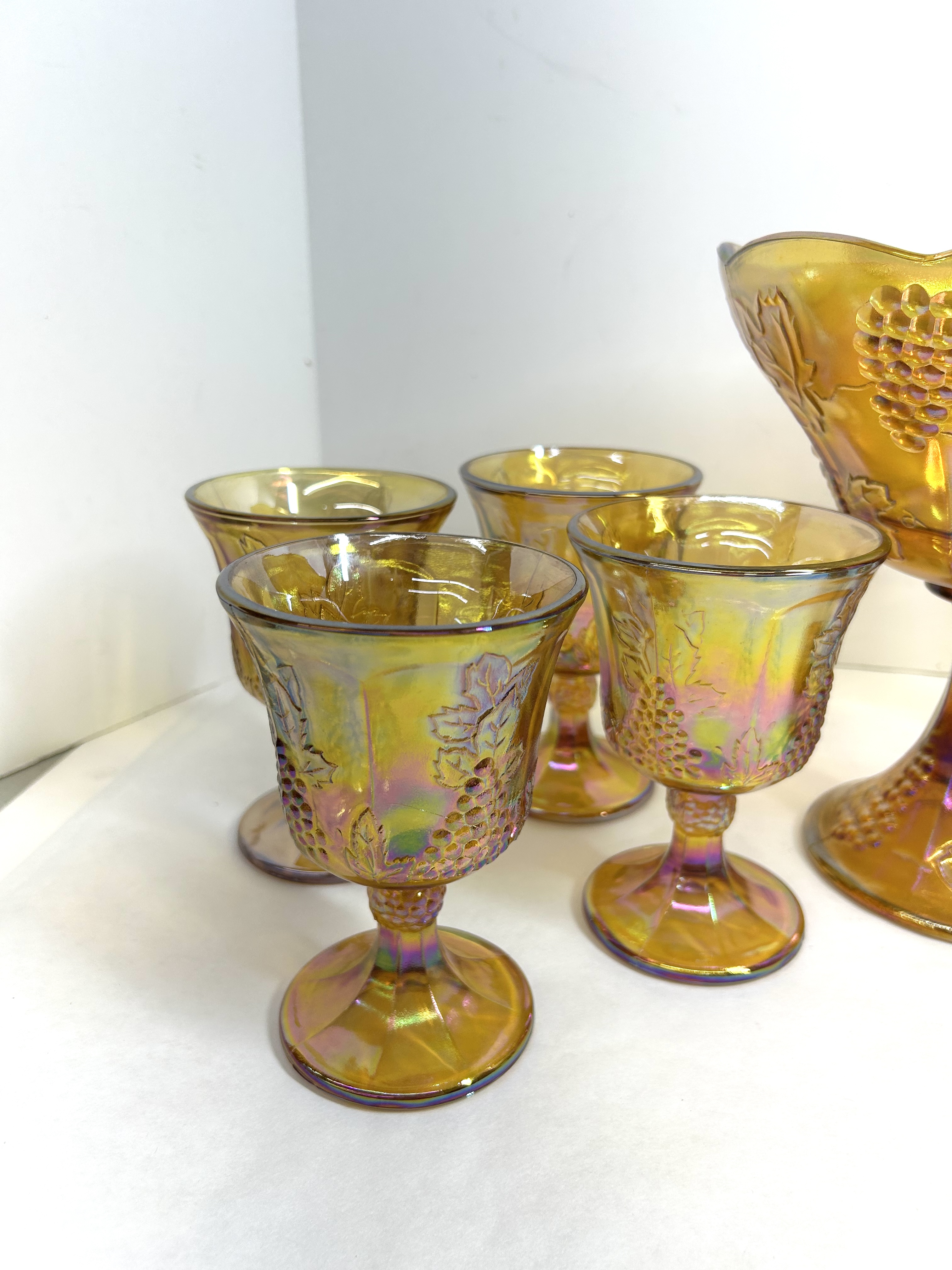 INDIANA GLASS HARVEST GRAPE SET, 1970