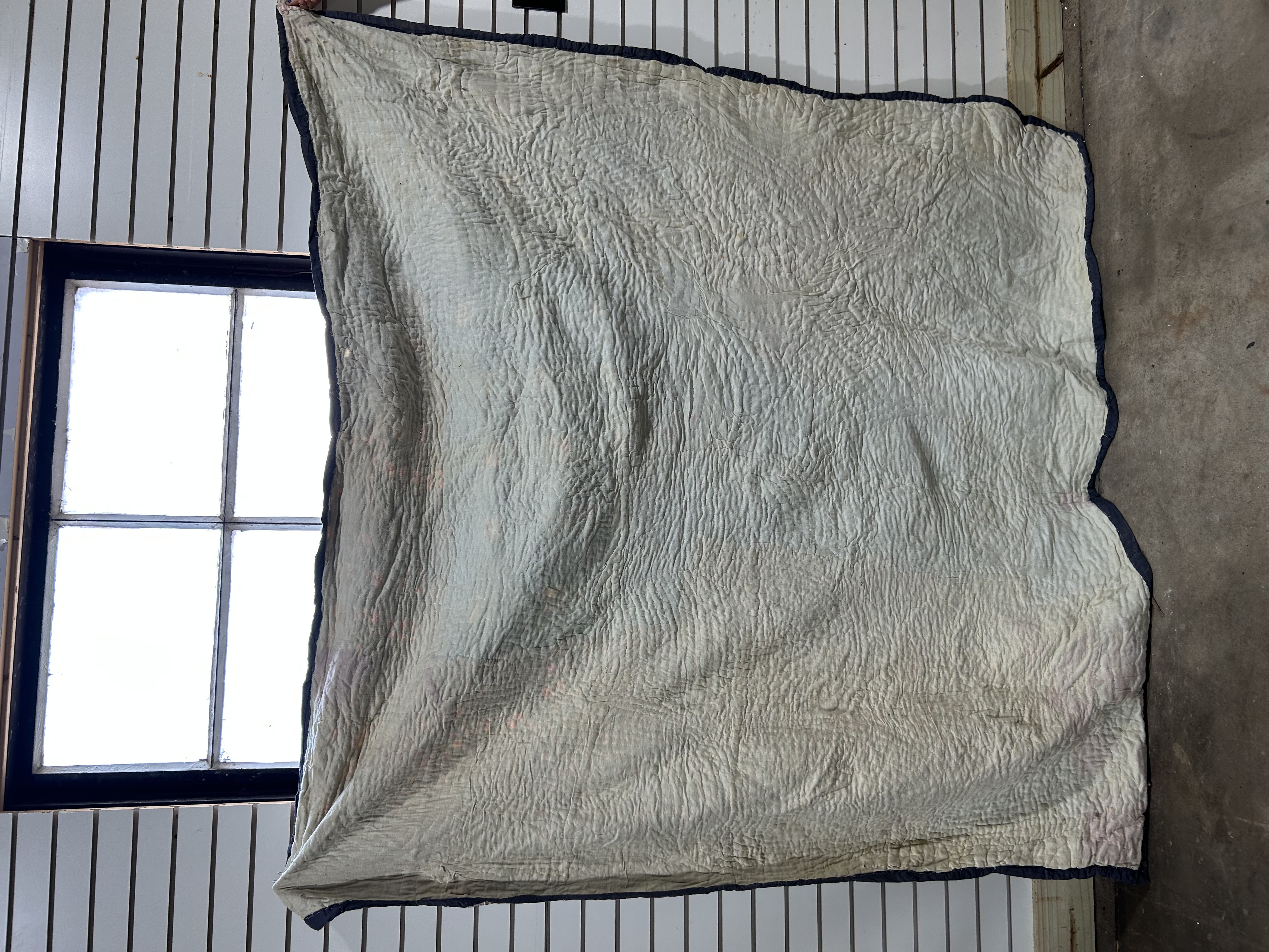 DOUBLE WEDDING RING QUILT, MID-20TH CENTURY