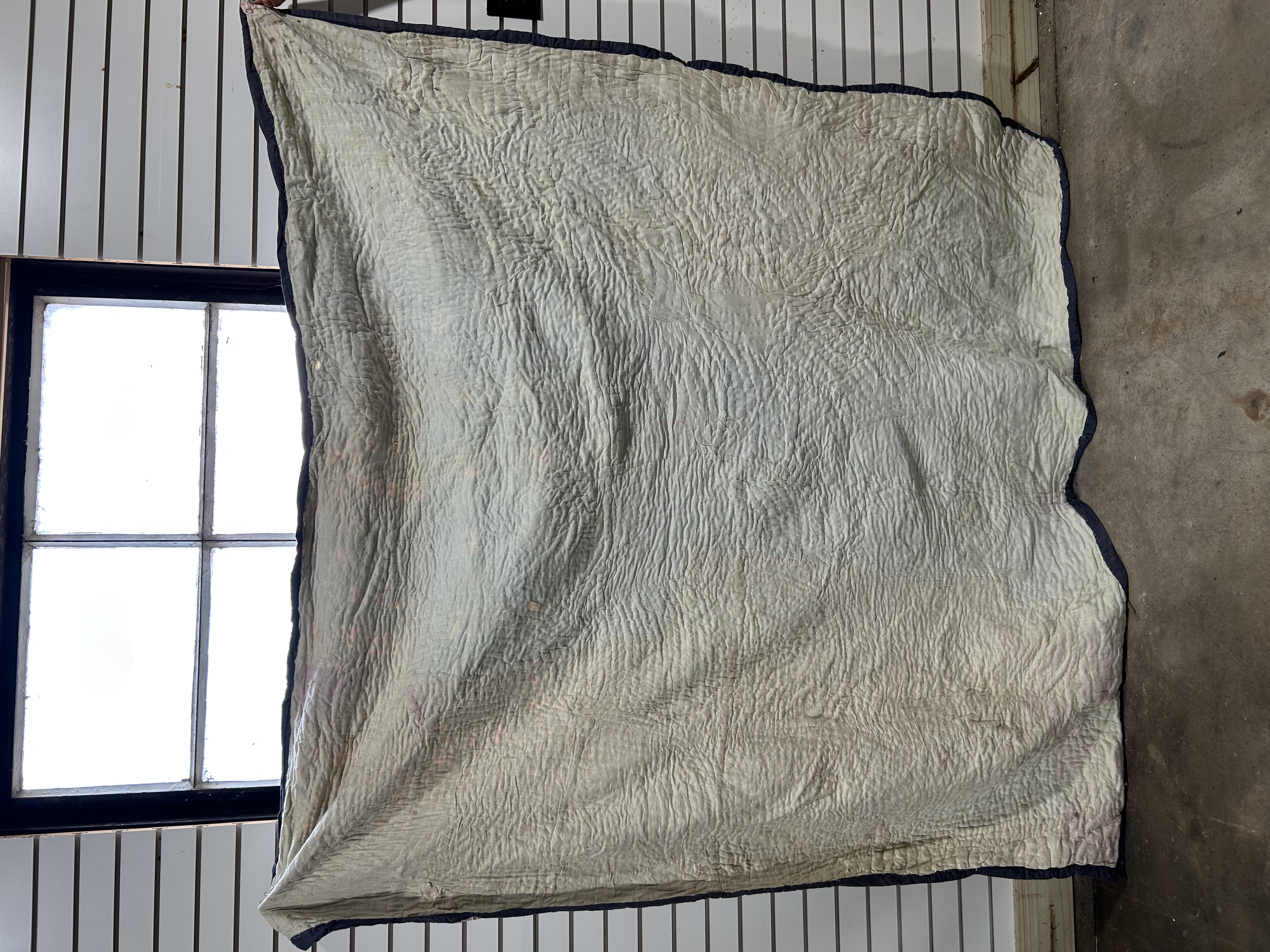 DOUBLE WEDDING RING QUILT, MID-20TH CENTURY
