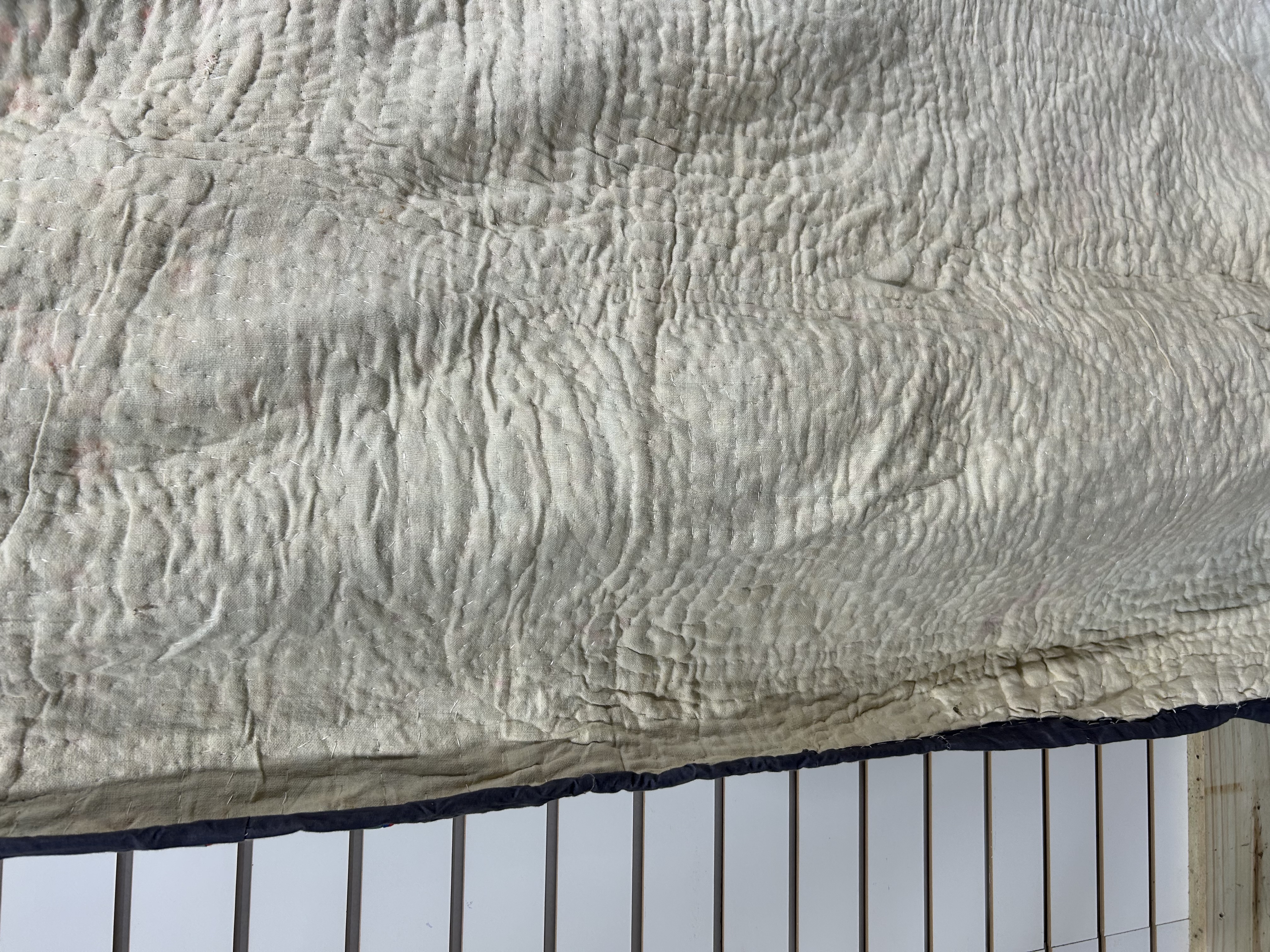 DOUBLE WEDDING RING QUILT, MID-20TH CENTURY