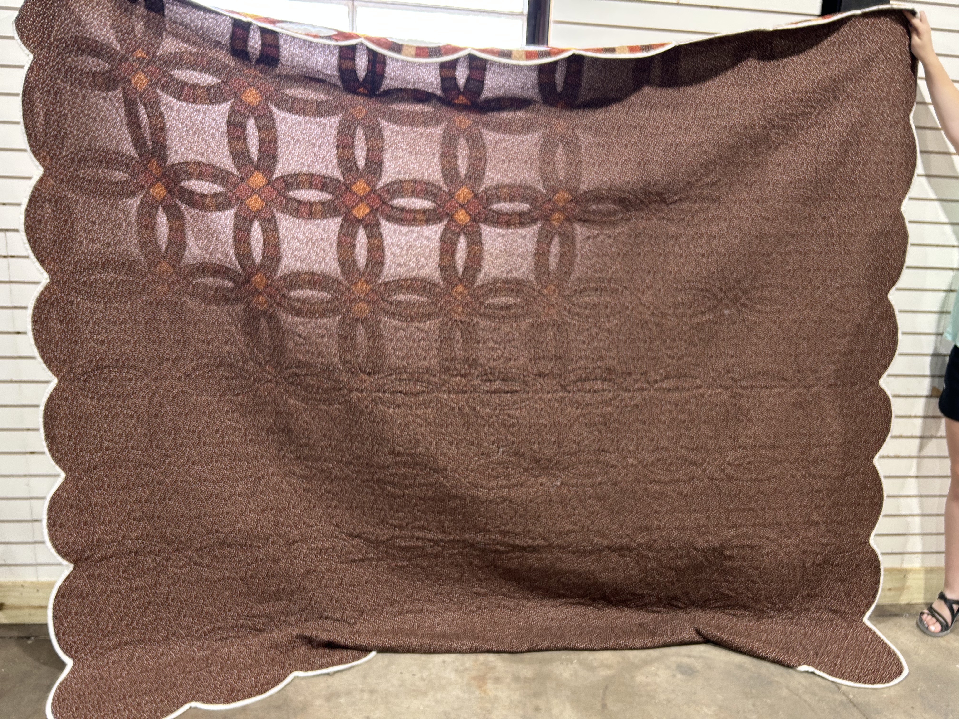 DOUBLE WEDDING RING COTTON QUILT, C. 1980