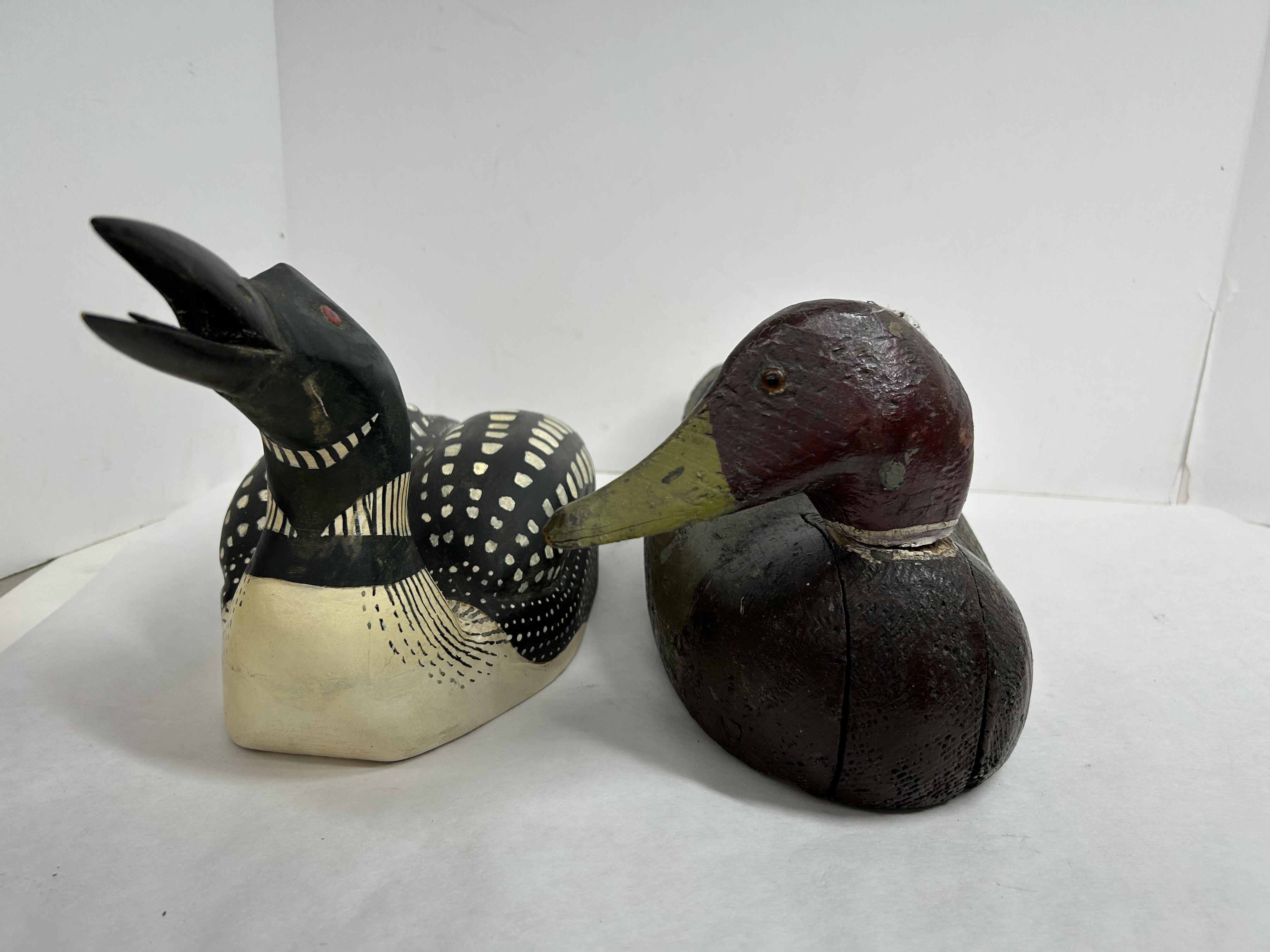 TWO WOODEN BIRD DECOYS, 20TH CENTURY