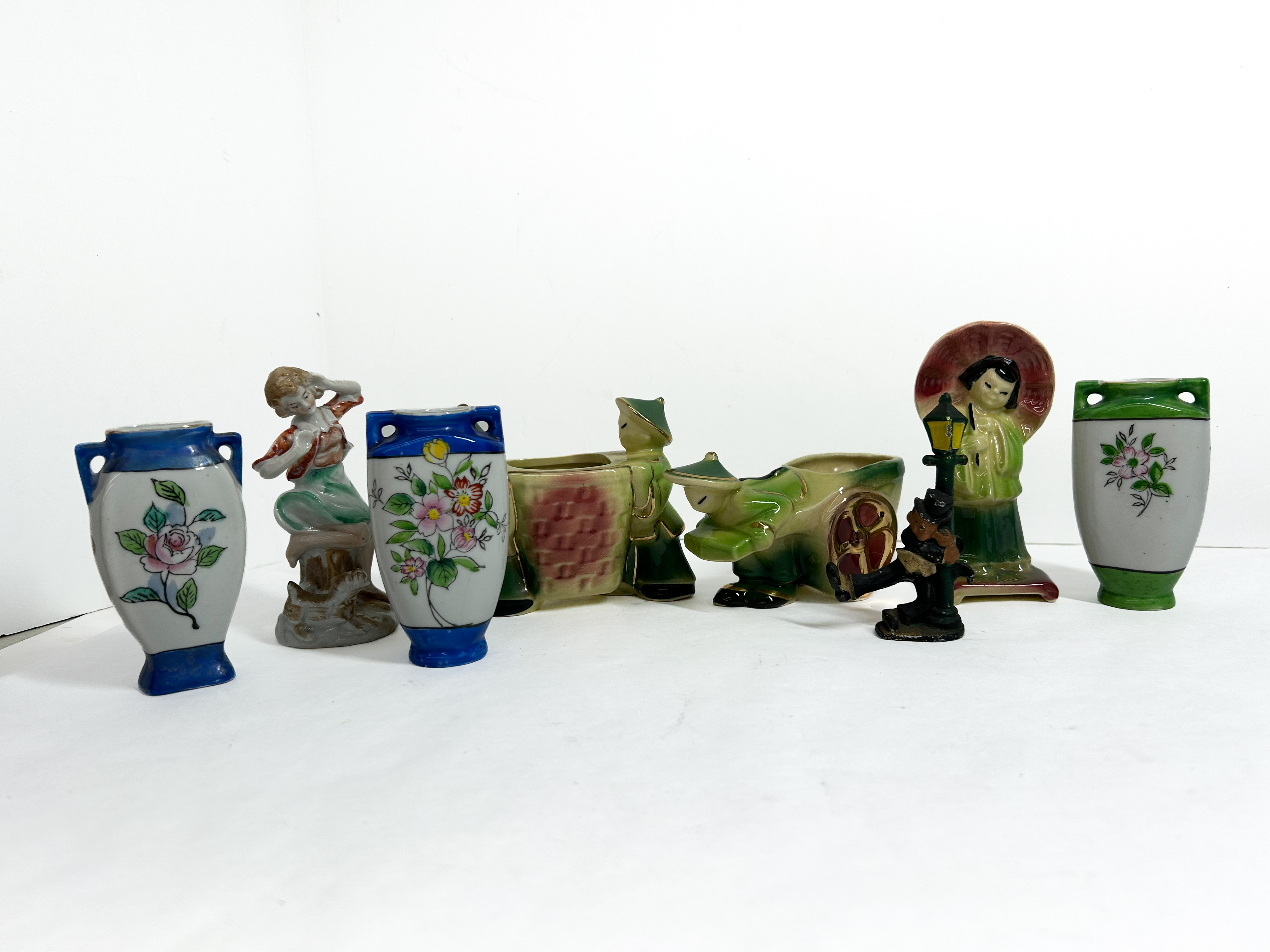 SHAWNEE POTTERY AND CERAMIC GROUP