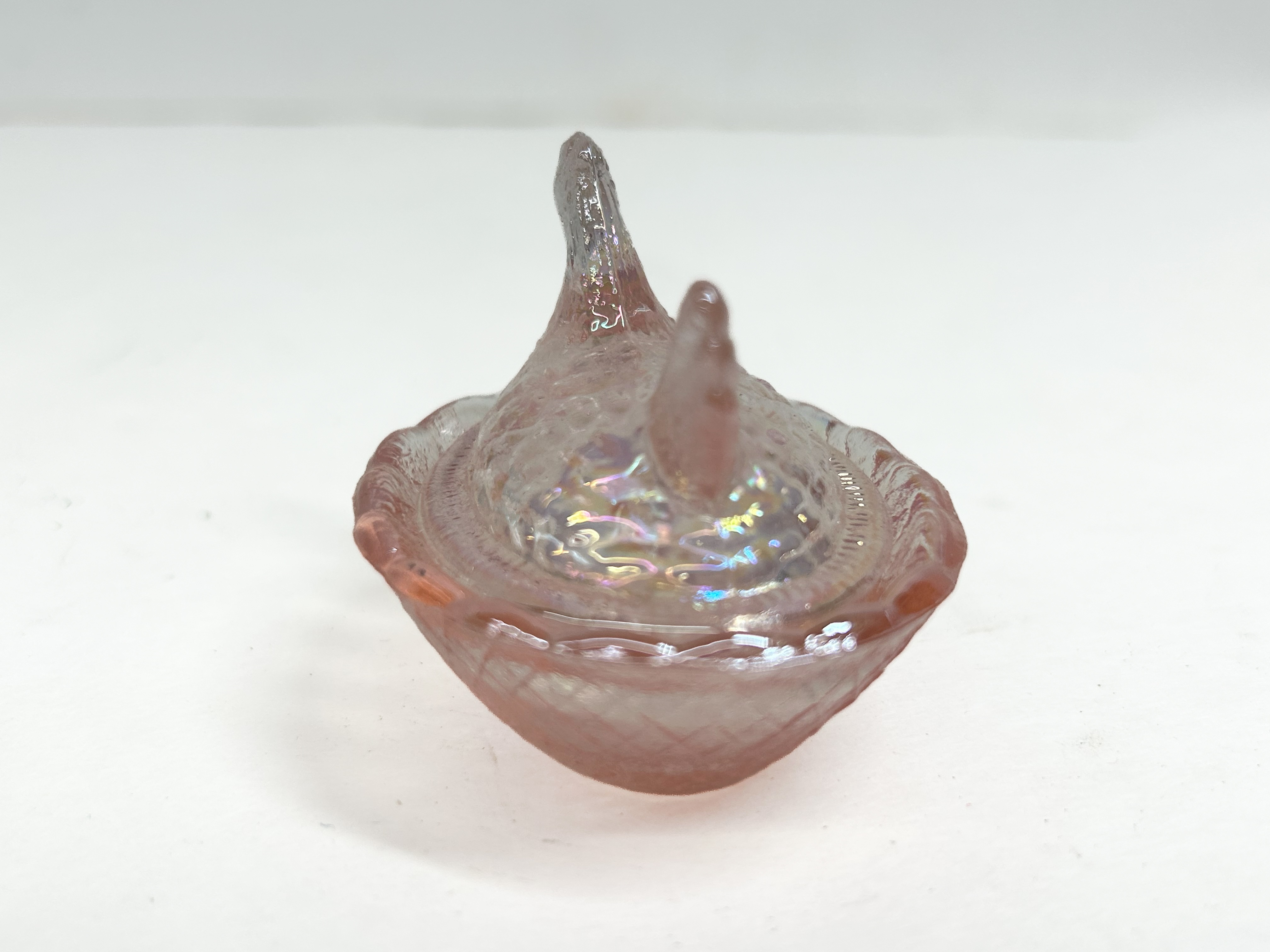 BOYD PINK IRIDESCENT GLASS HEN ON NEST