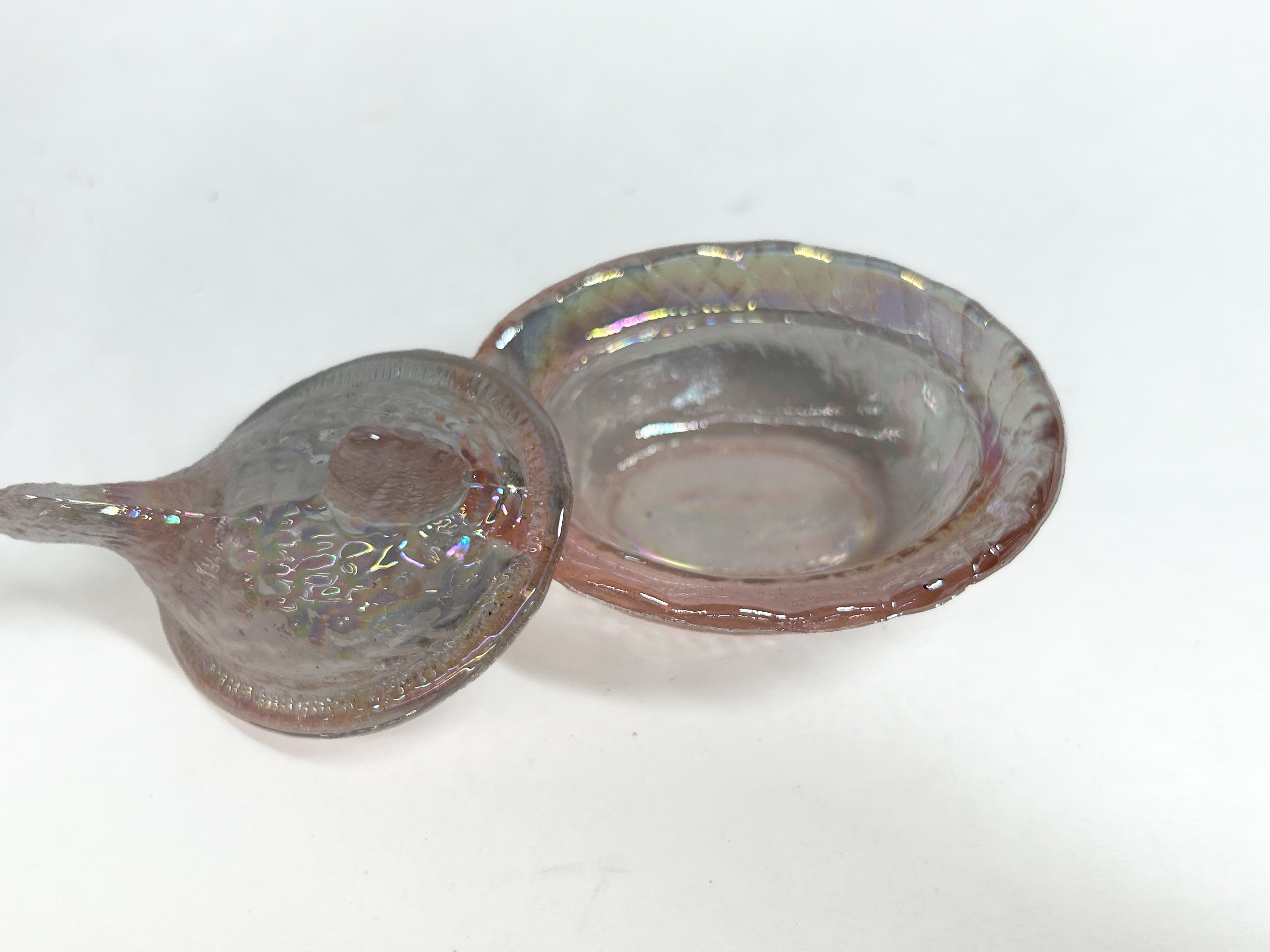 BOYD PINK IRIDESCENT GLASS HEN ON NEST