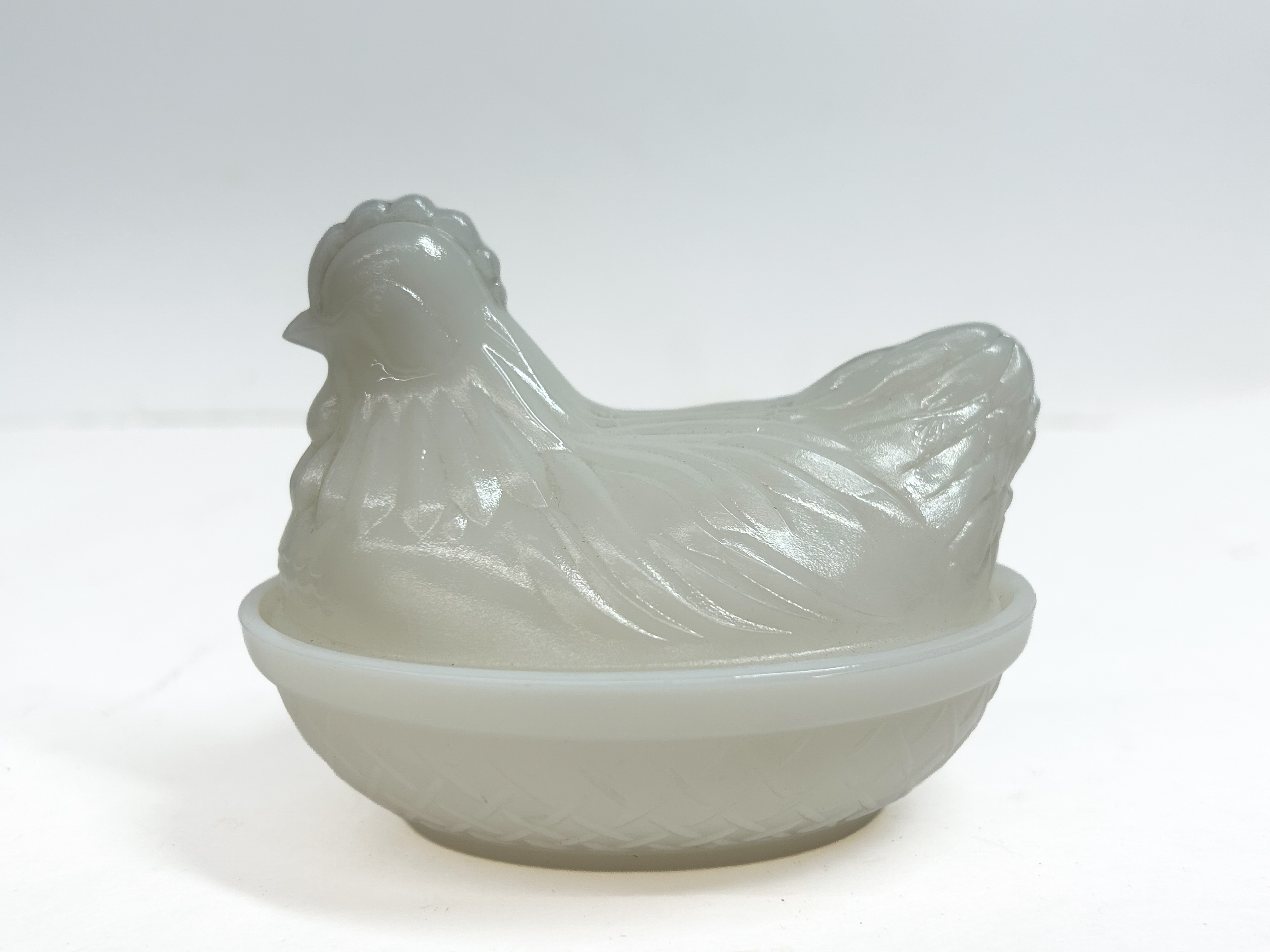 HAZEL-ATLAS MILK GLASS HEN, 1930S