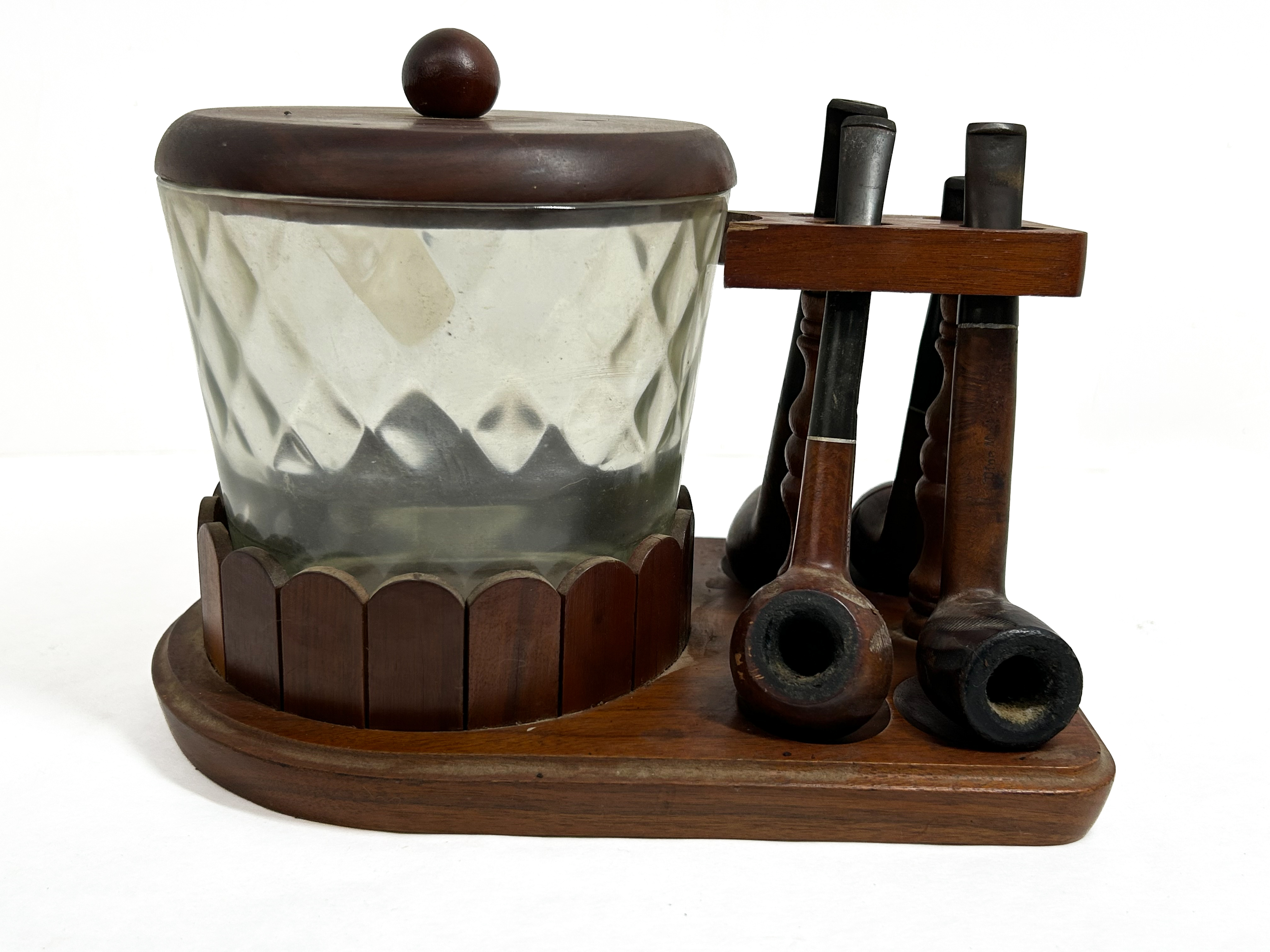 DUN-RITE WALNUT PIPE STAND HUMIDOR