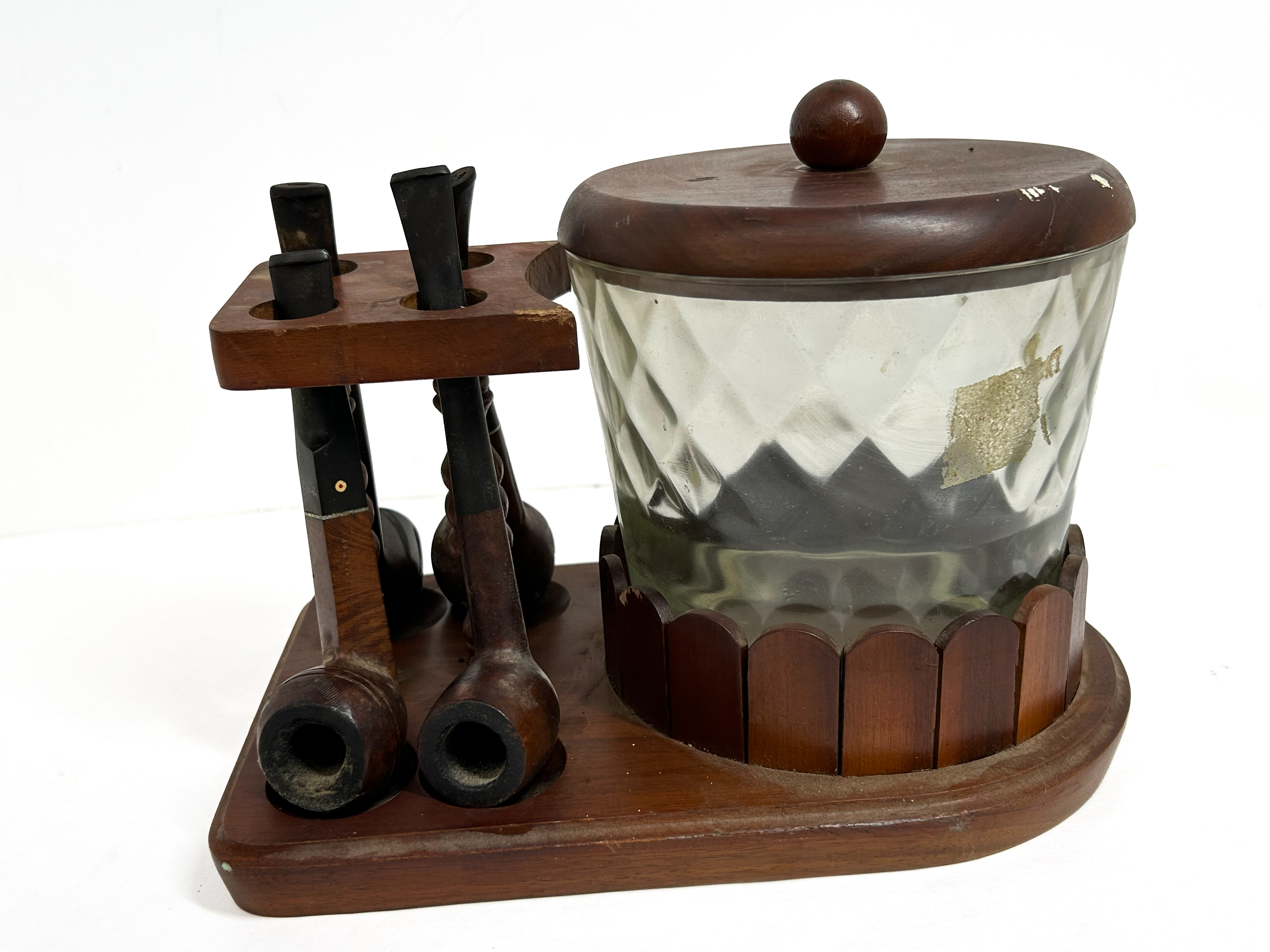 DUN-RITE WALNUT PIPE STAND HUMIDOR