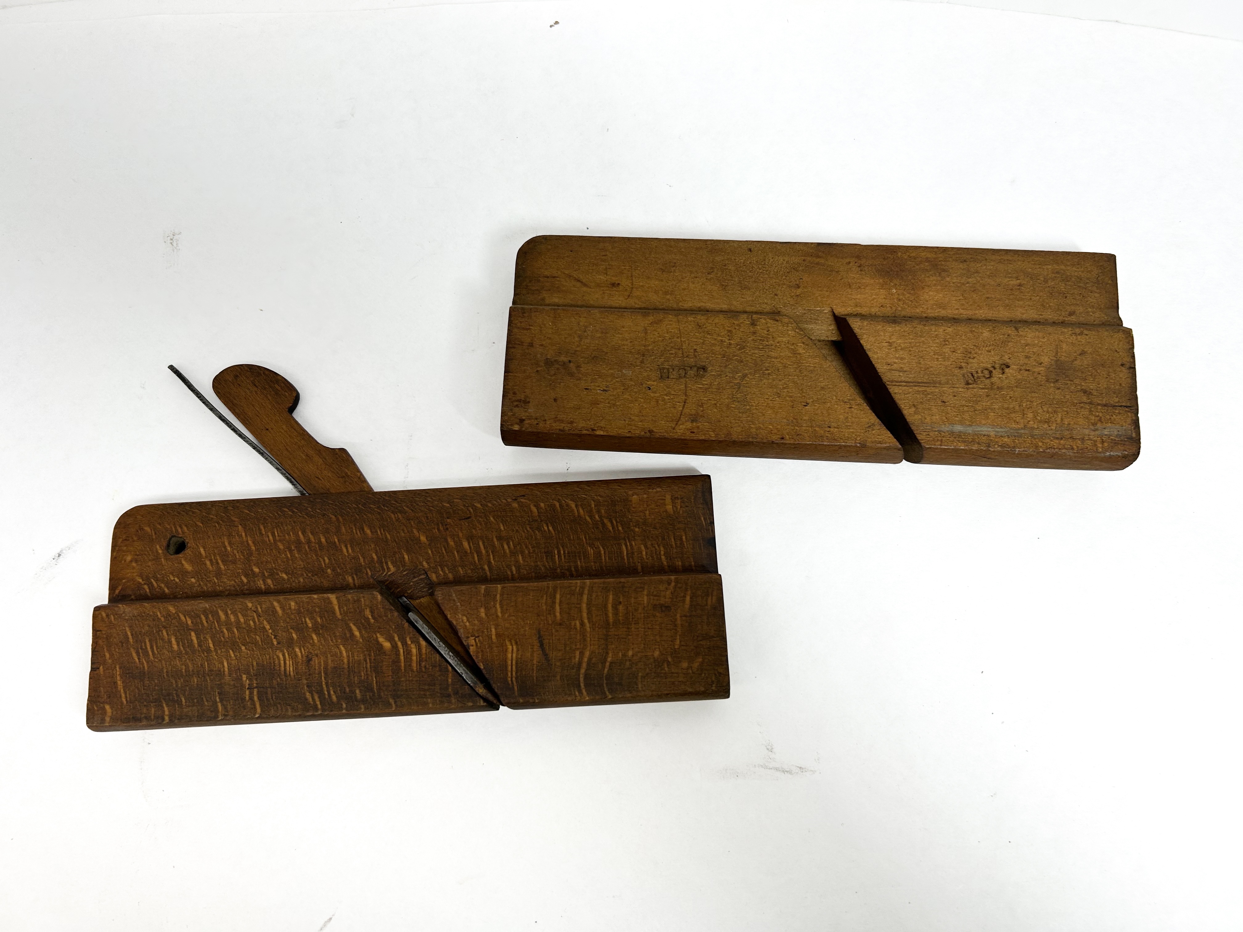 TWO OAK AND HARDWOOD PLANES
