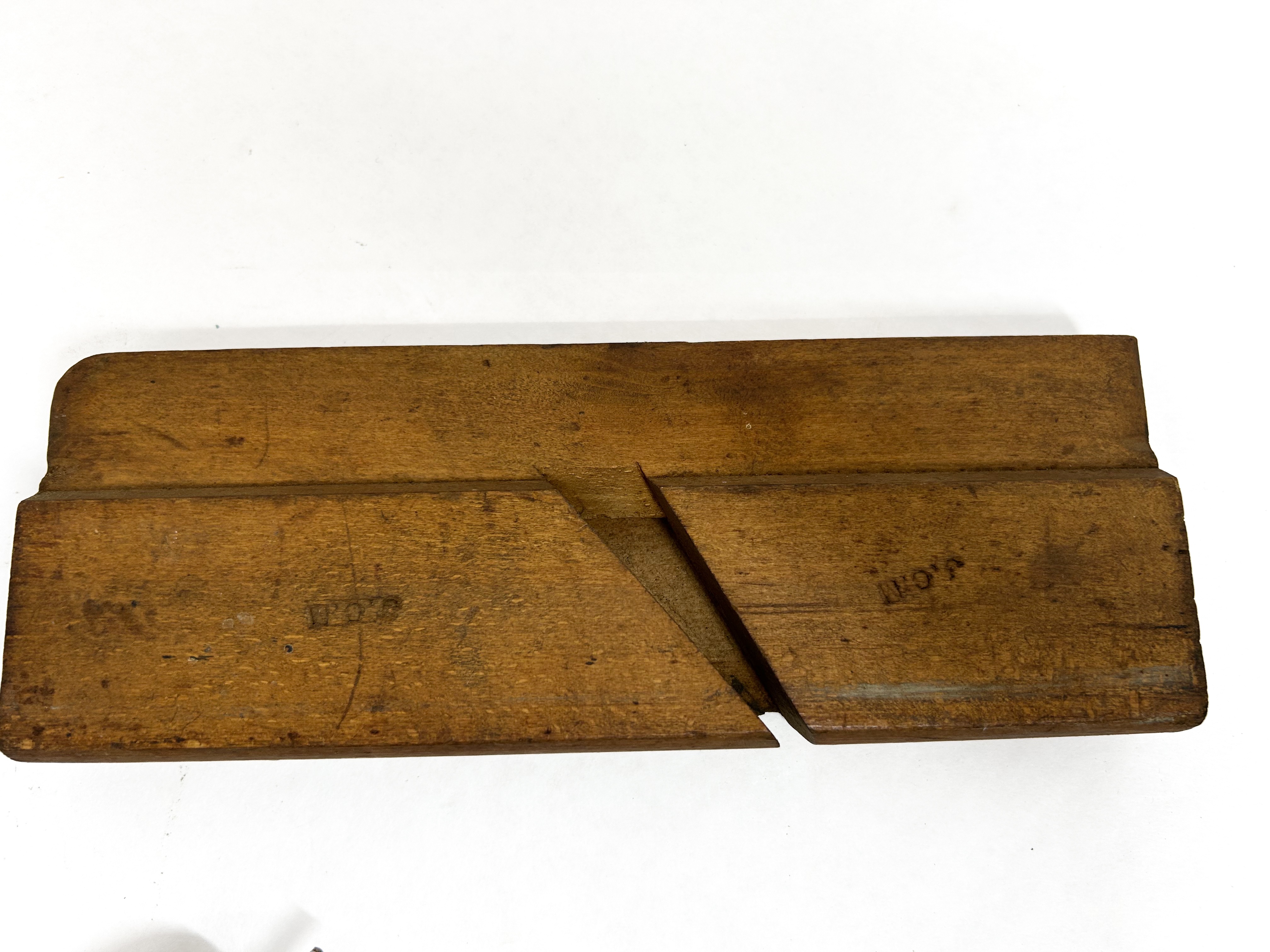 TWO OAK AND HARDWOOD PLANES